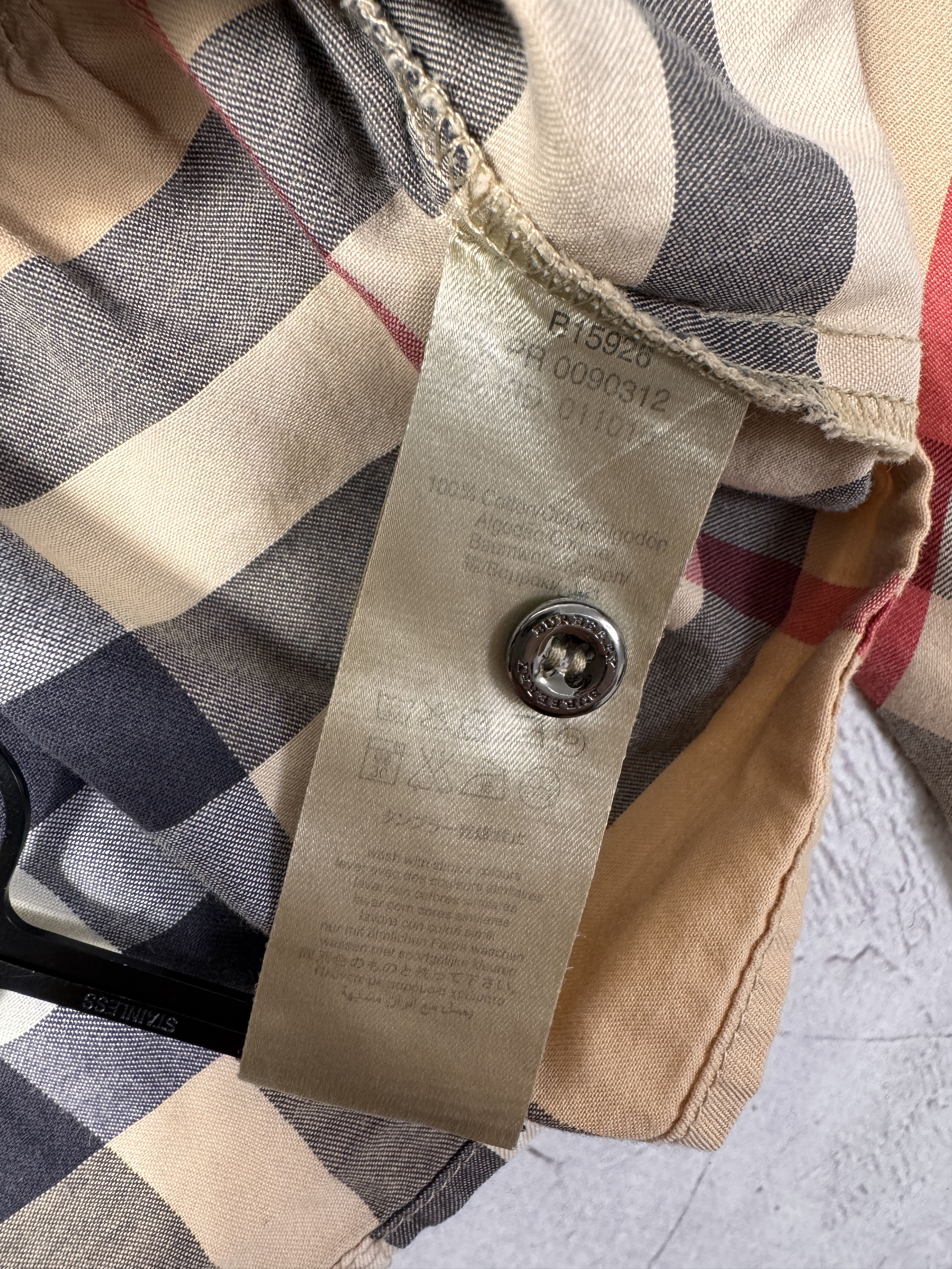 Burberry Burberry Shirt Nova Check Pattern Long Sleeve Girls Kids Size US XXS / EU 40 - 20 Thumbnail
