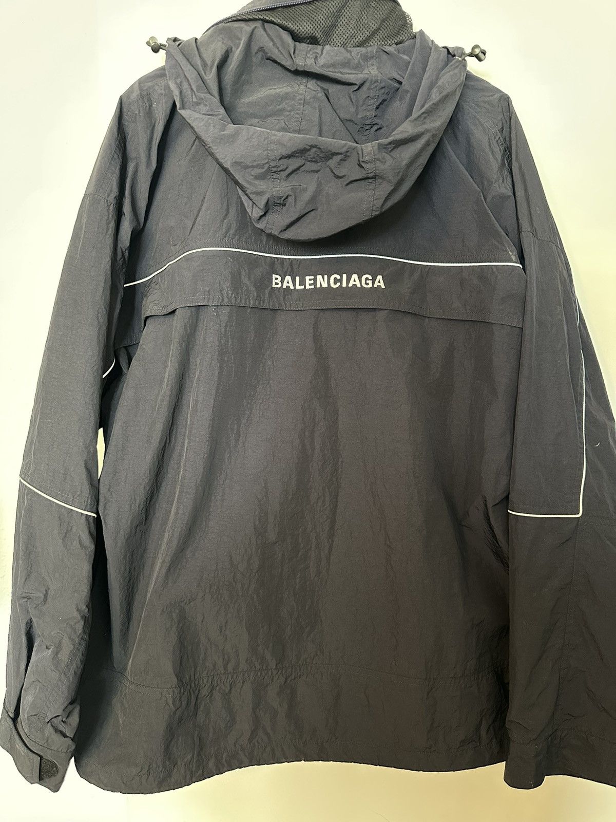 Image of Balenciaga Pull Over, Navy Light Logo Jacket, Men's (Size XL)