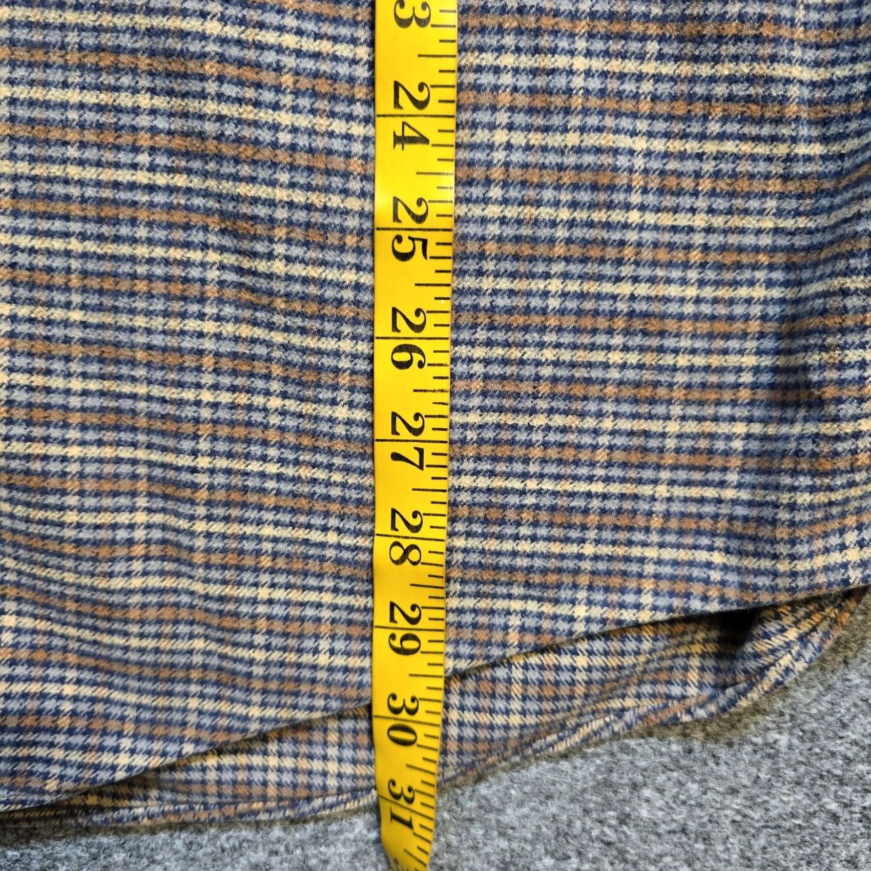 Vintage VINTAGE LL Bean Shirt Men XL Brown Gray Plaid Flannel Long Sleeve Casual Outdoors Hiking Size XL / US 12-14 / IT 48-50 - 6 Thumbnail