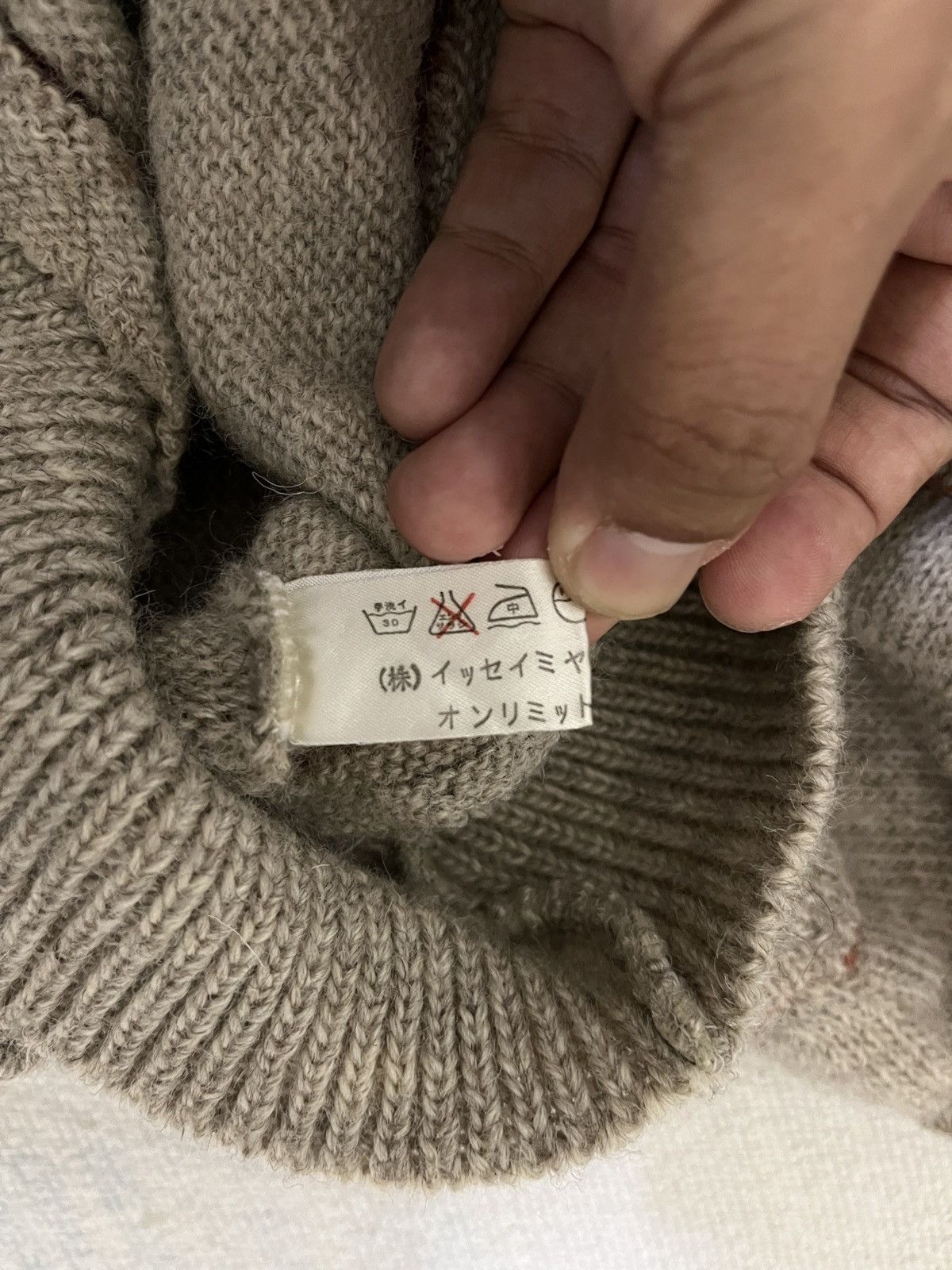 Issey Miyake 80s Issey Miyake 3D Cable Knitwear Size US S / EU 44-46 / 1 - 10 Thumbnail