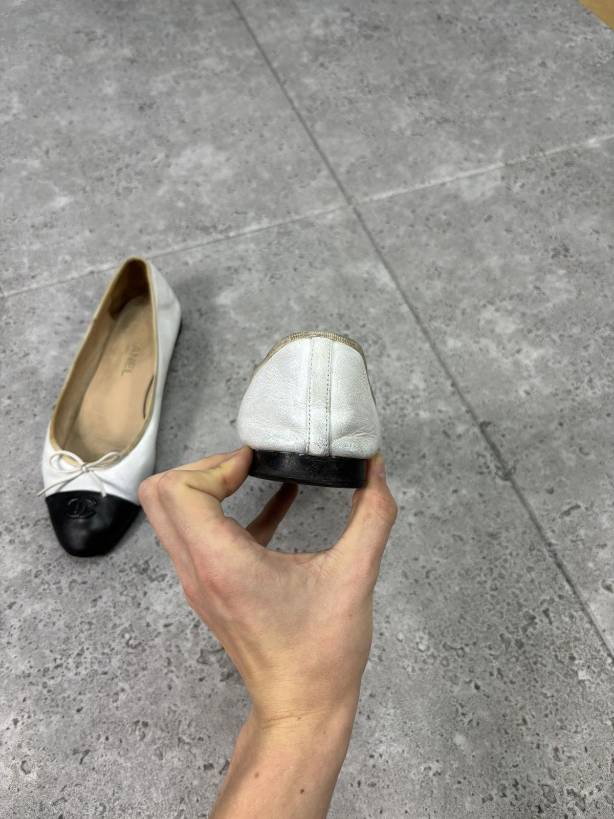 Chanel Chanel Lambskin & Patent Calfskin Ballet Flats Vintage 00s Size US 11 / IT 41 - 4 Thumbnail