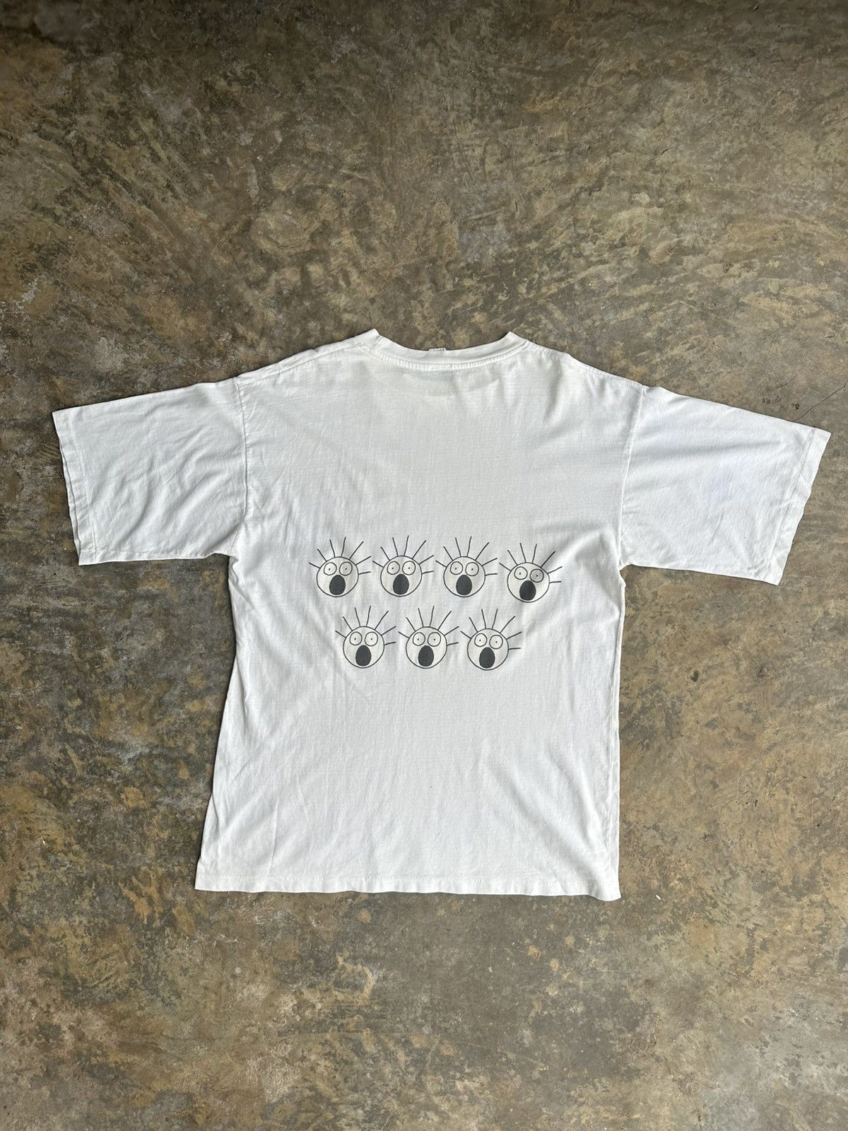 Vintage Vintage Scared Guys 90’s T Shirt Size US L / EU 52-54 / 3 - 6 Thumbnail