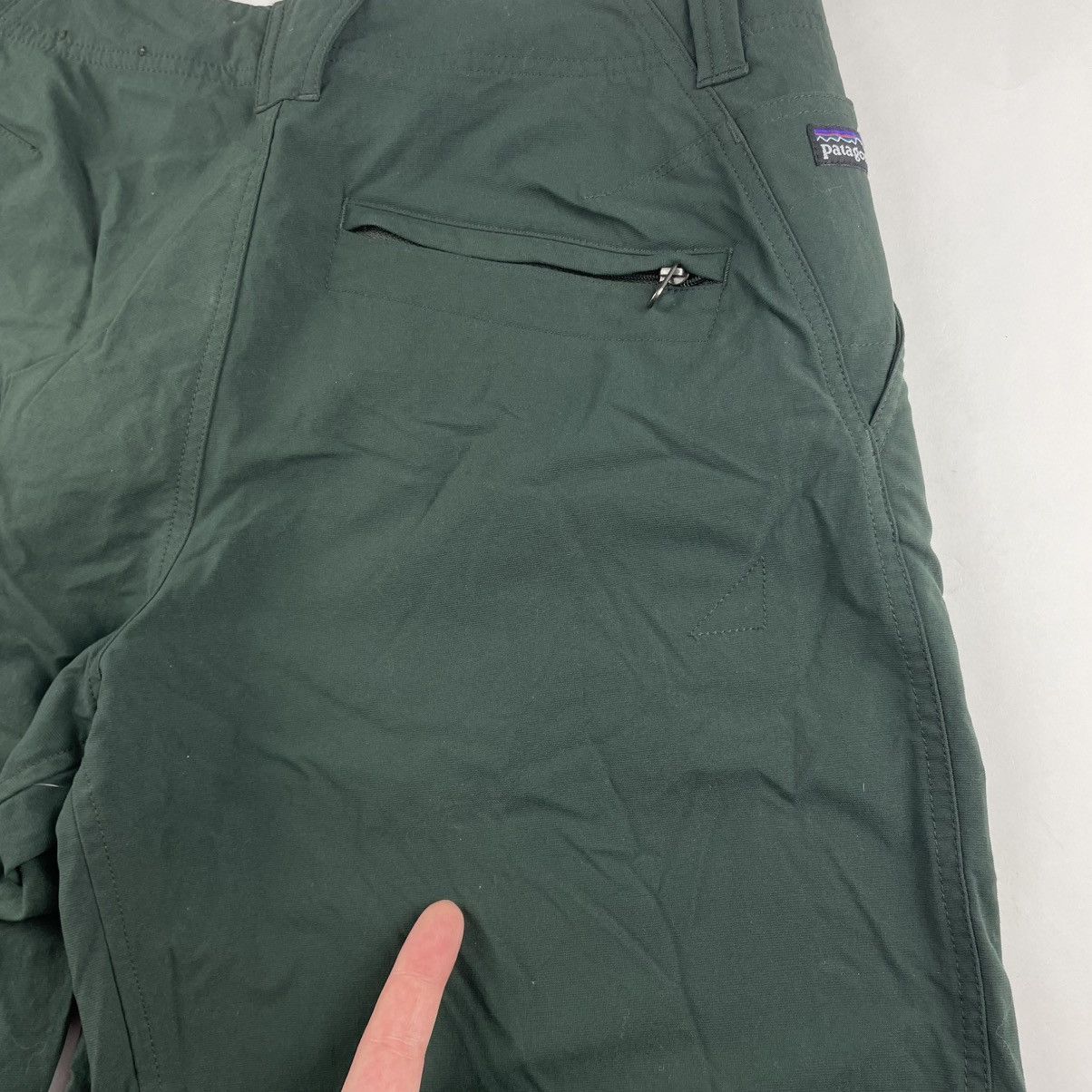 Patagonia Patagonia Shorts Cargo Outdoor Hiking Green 11” Inseam Y2K Size US 32 / EU 48 - 13 Thumbnail