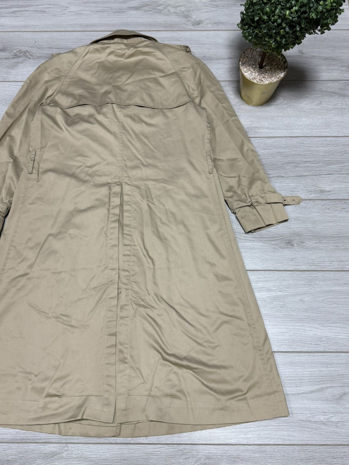 Burberry Burberry London unisexdouble breasted trench coat nova check Size US S / EU 44-46 / 1 - 20 Thumbnail