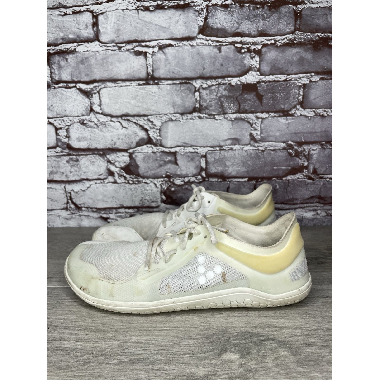 Vivobarefoot Vivobarefoot Primus Lite III Off White Minimalist Shoes Wome Size US 10 / IT 40 - 19 Thumbnail