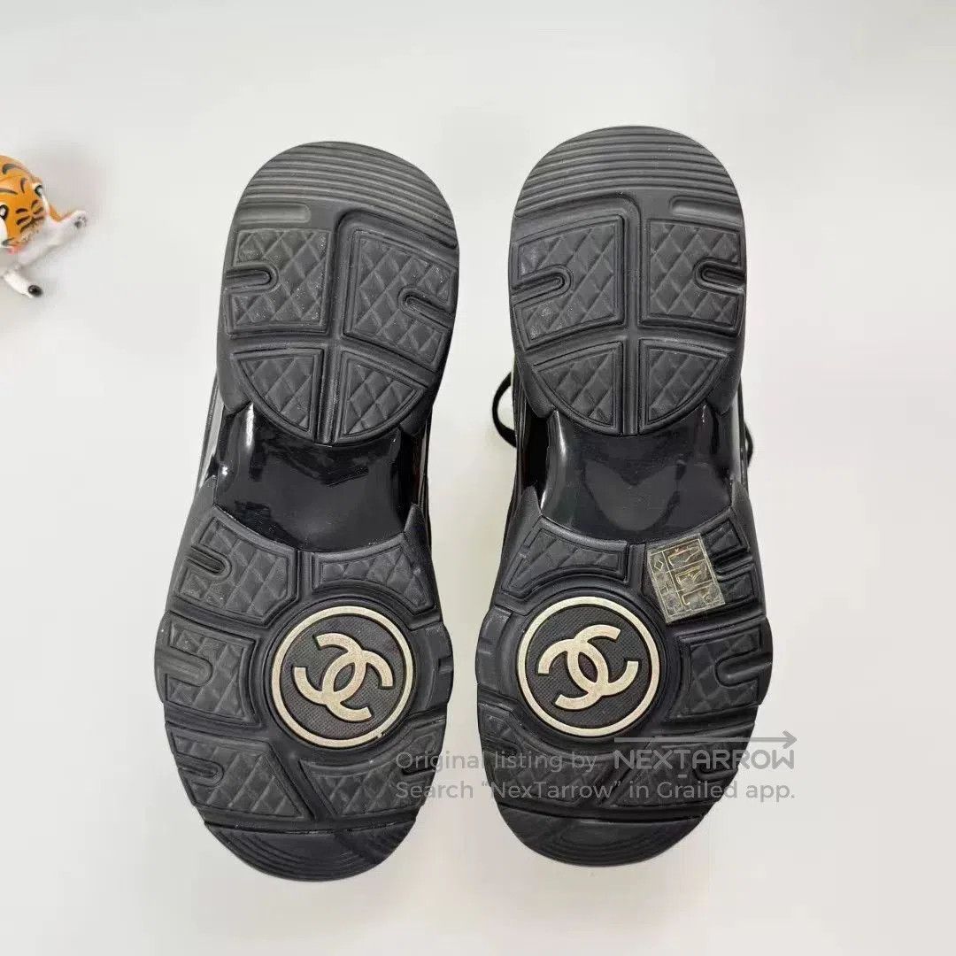 Chanel Chanel Black Gold Logo Sneakers. Size US 6 / IT 36 - 4 Thumbnail