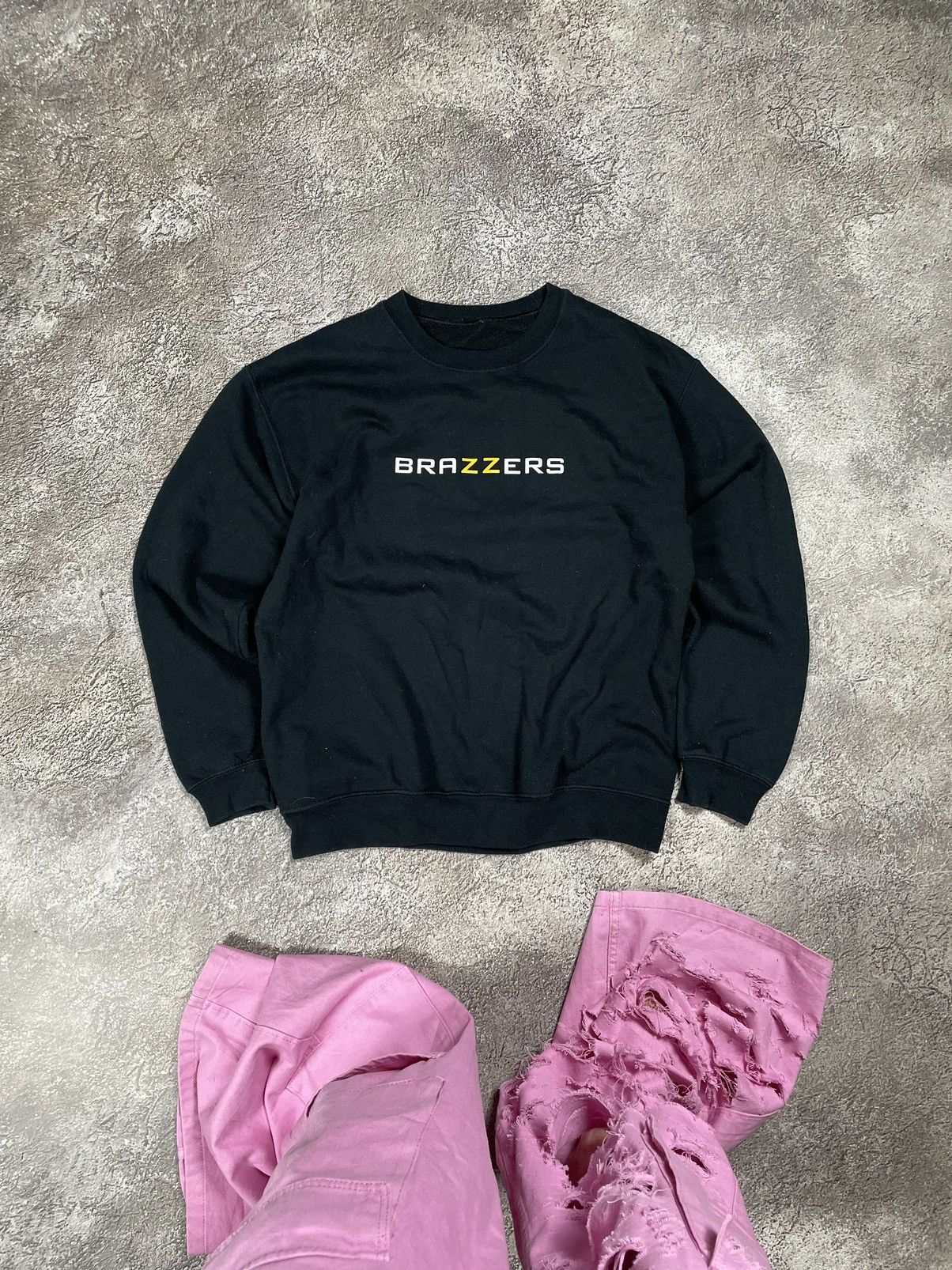 Vintage Y2K Brazzers Logo Graphic Sweatcrewneck Black Oversized M Size US M / EU 48-50 / 2 - 1 Thumbnail