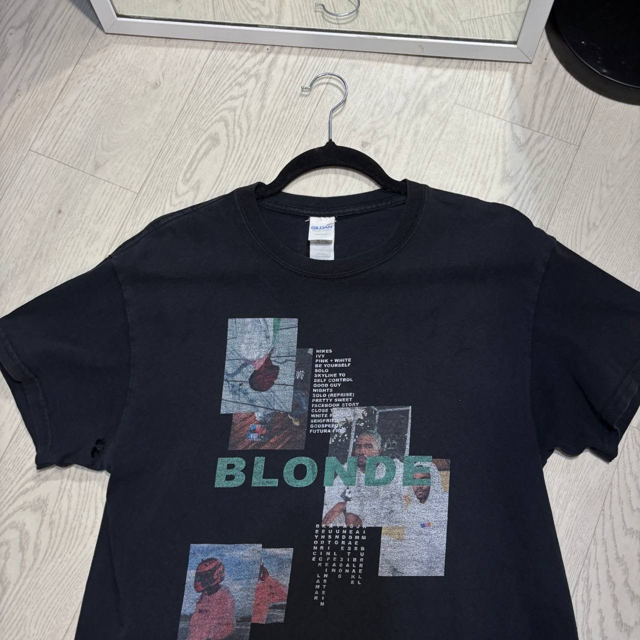 Other Blonde T-shirt Size:M Size US M / EU 48-50 / 2 - 3 Thumbnail