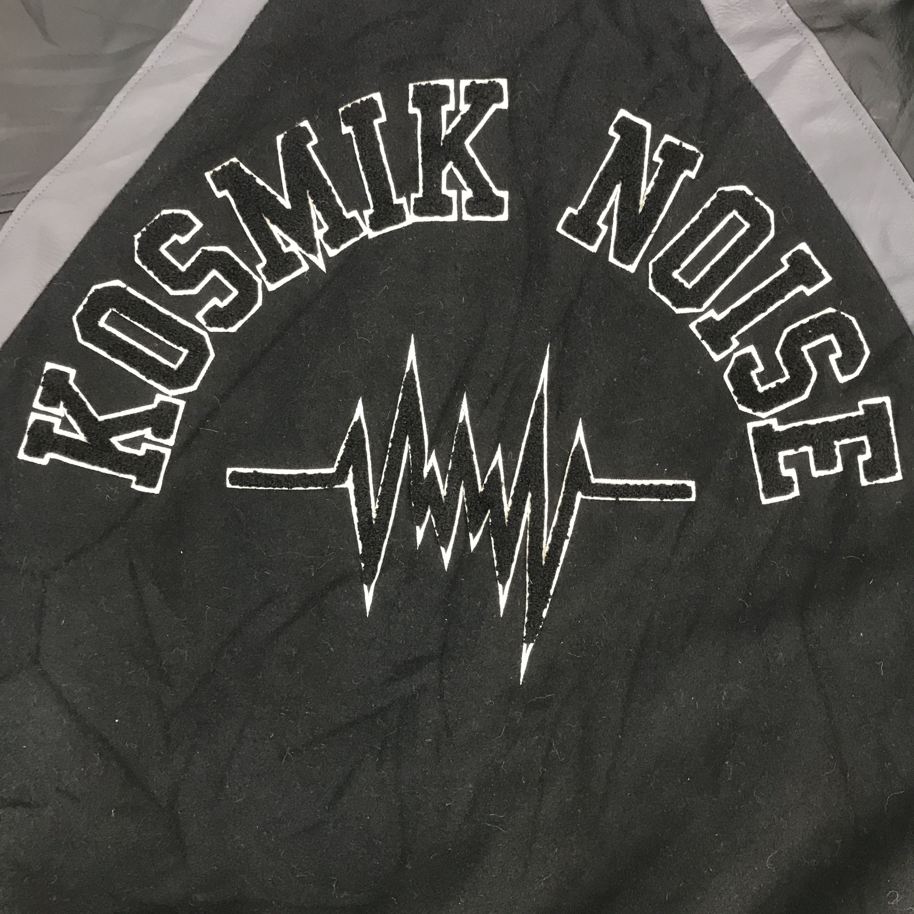 GU × Japanese Brand × Undercover Vintage Undercover x Gu Kosmik Noise Varsity Jacket Size US M / EU 48-50 / 2 - 5 Thumbnail