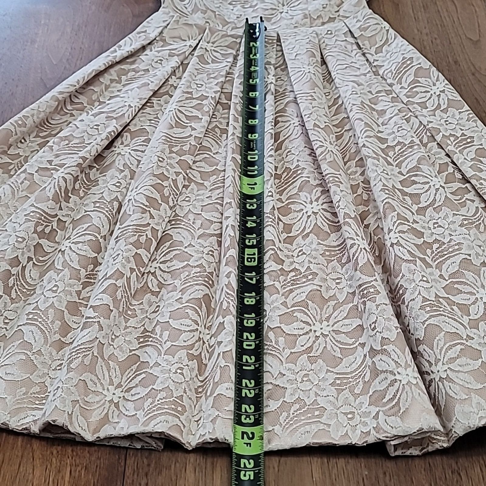 & Other Stories Vtg 1950s Tea Length, Lace Over Satin Cocktail Dress Size ONE SIZE - 16 Thumbnail