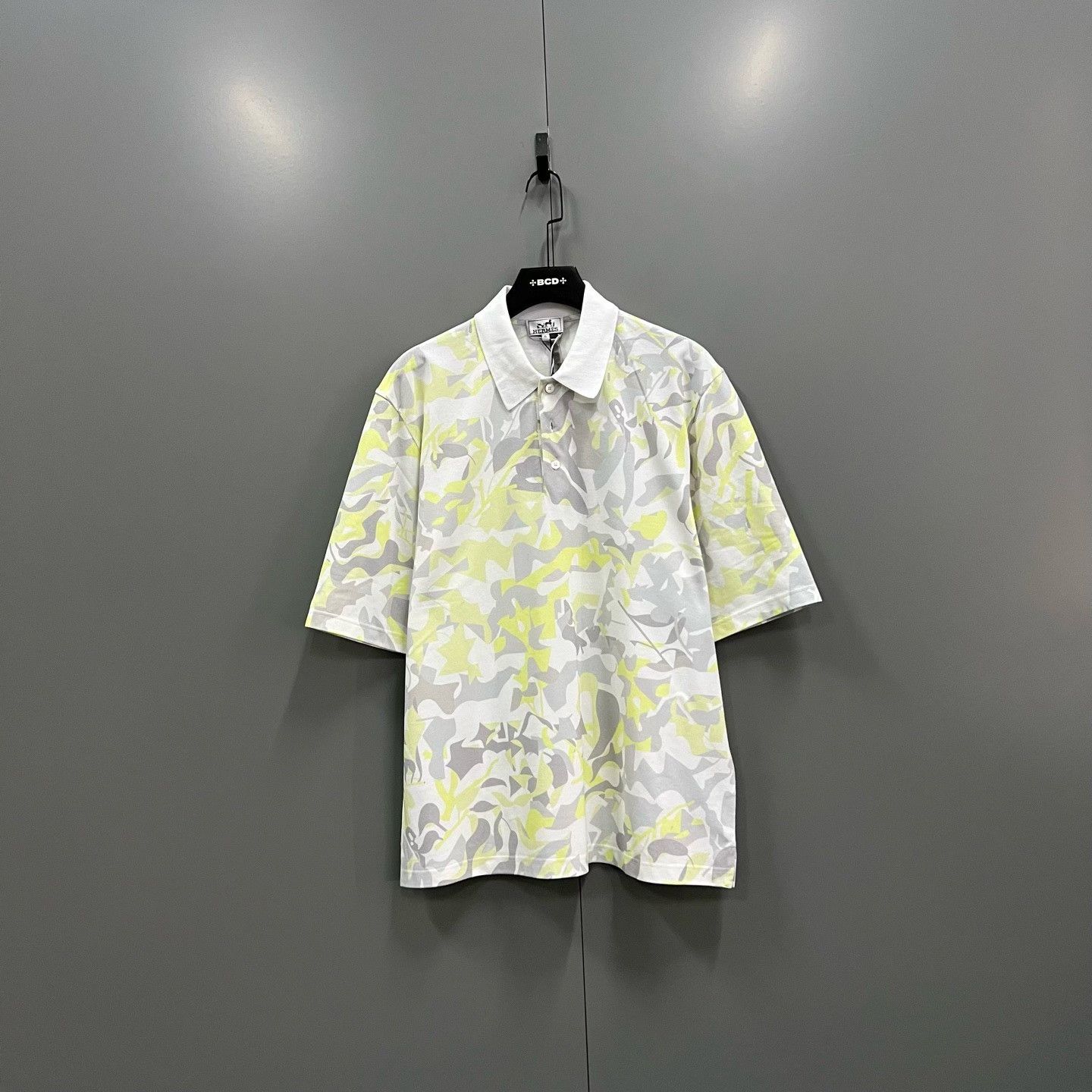 Hermes Hermes Camo Yellow Polo s Men Size US S / EU 44-46 / 1 - 1 Thumbnail