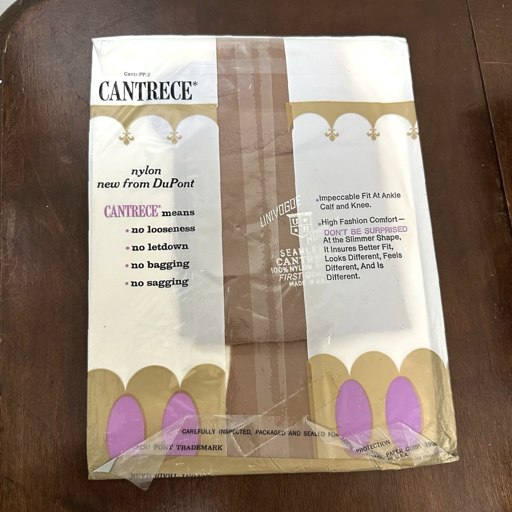 Vintage VINTAGE Cantrece Deluxe Seamless Sheer Stockings Brown 8-9 NEW Stockings Womens Size ONE SIZE - 5 Thumbnail