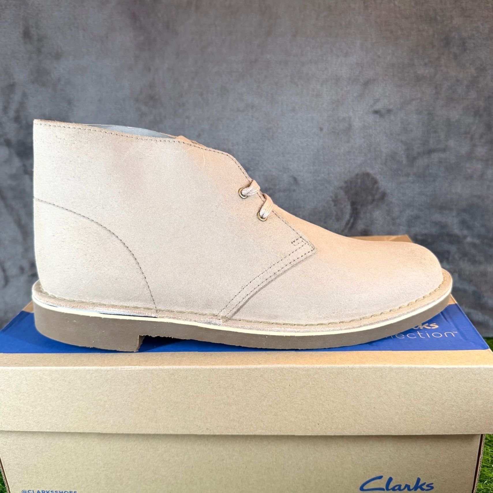 Clarks Clarks Shepton Desert Boot Suede Taupe Distressed Ankle Mens 11.5 M Leather Fabric Cushioned Comfort Casual Workwear Preppy Size US 11 / EU 44 - 2 Thumbnail