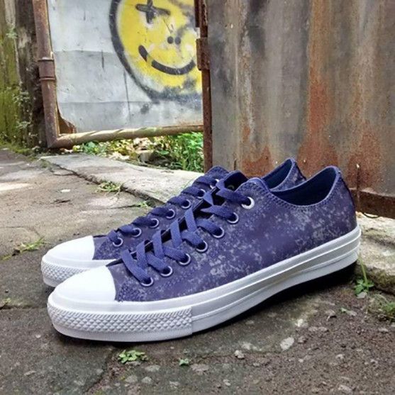 Converse Rare Reflective Purple Converse – John Varvatos Editiion Size US 7 / EU 40 - 1 Thumbnail