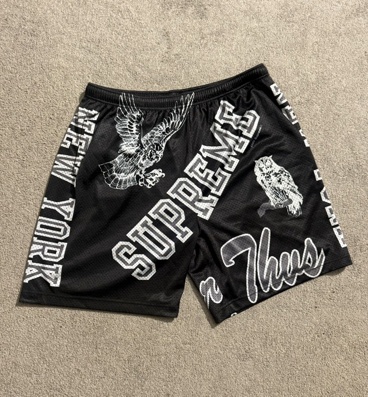 ウェア SUPREME Varsity Mesh Short Supreme Varsity Mesh Short Navy Men's - SS25 - US
