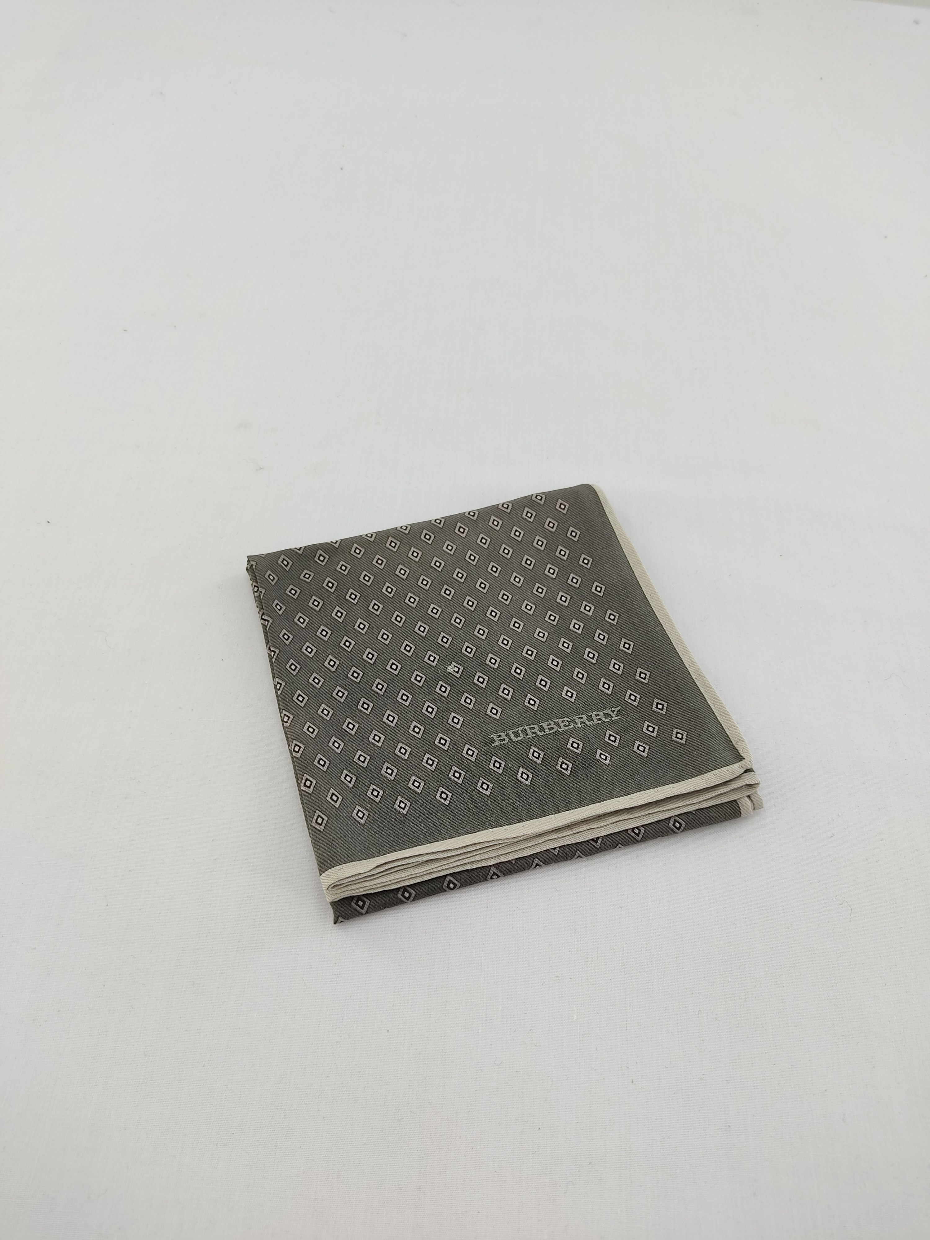 Burberry × Vintage Burberry Handkerchief / Neckwear / Bandana Size ONE SIZE - 2 Thumbnail