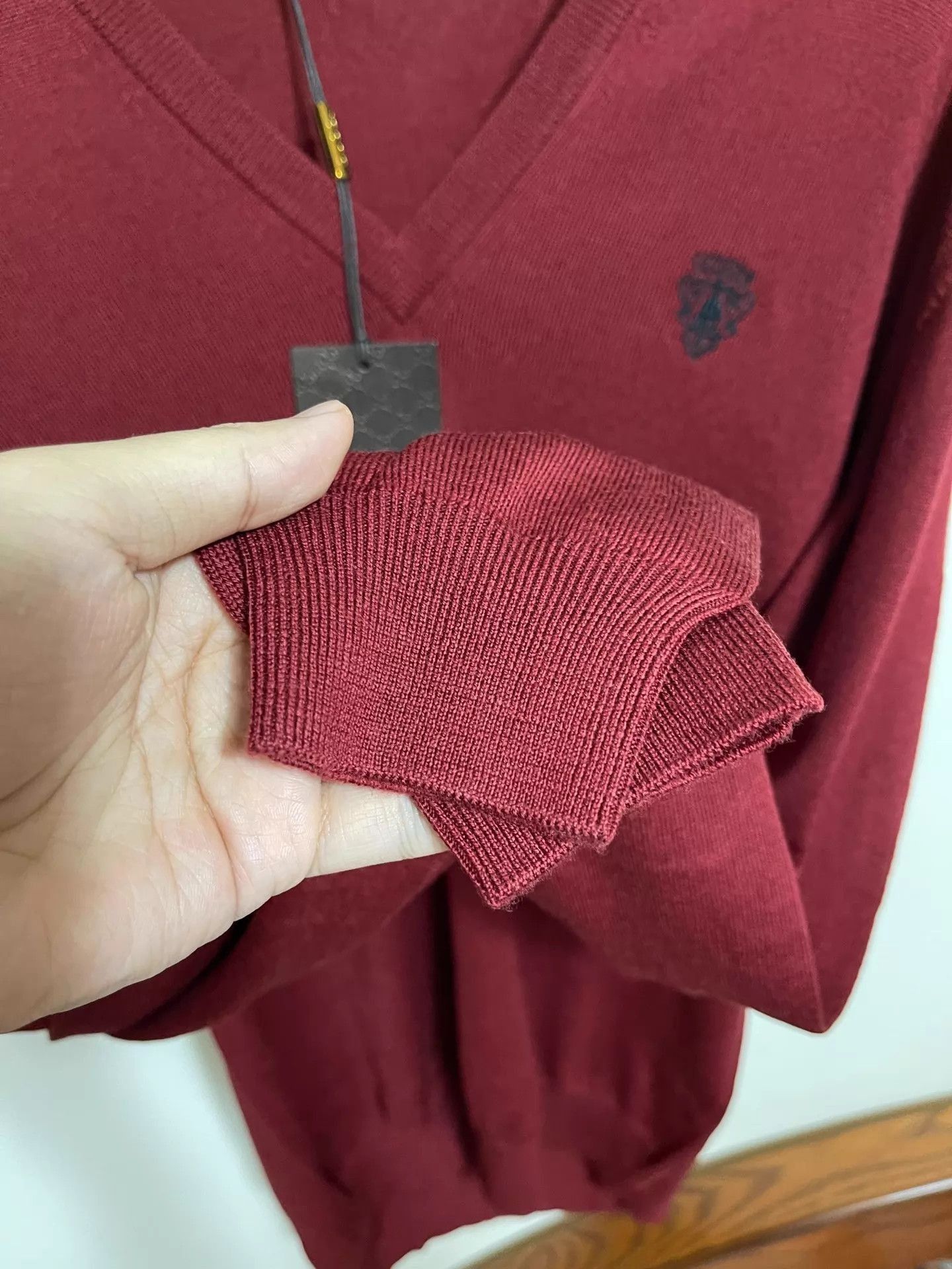 Gucci Red V-Neck Long Sleeve Knit Sweater Size US XXS / EU 40 - 5 Thumbnail