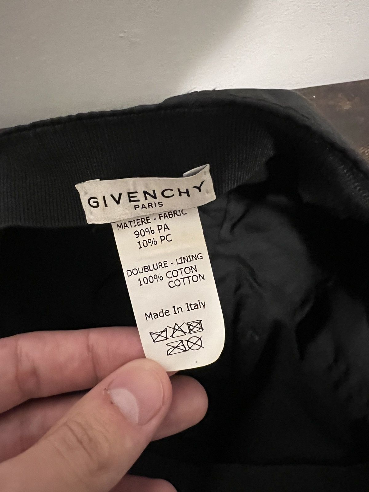 Givenchy × Hypebeast Givenchy Paris Logo Hat Velcro Hat Size ONE SIZE - 4 Thumbnail