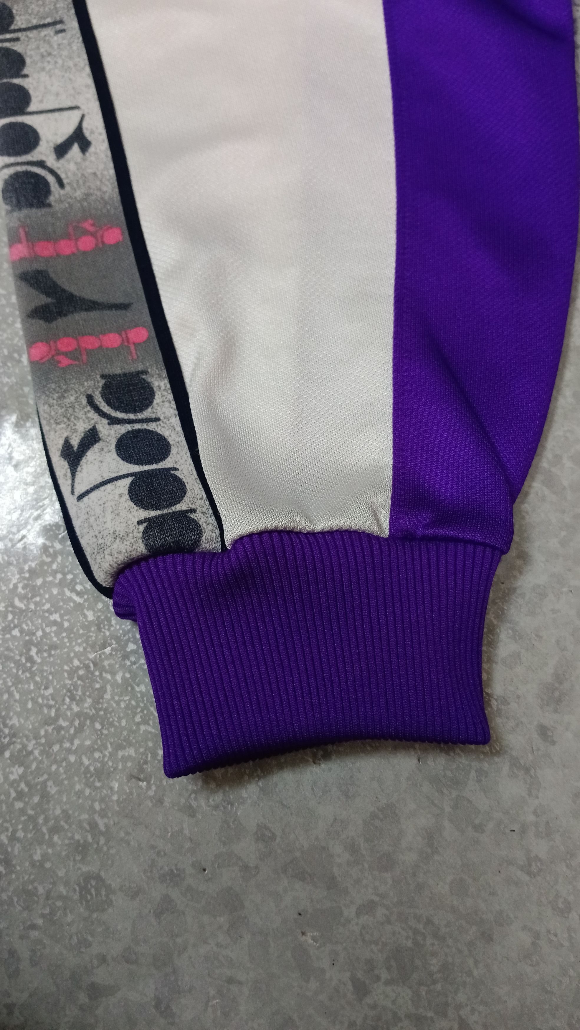 Diadora × Vintage Rare Vintage Diadora Training Sweater Size US L / EU 52-54 / 3 - 11 Thumbnail