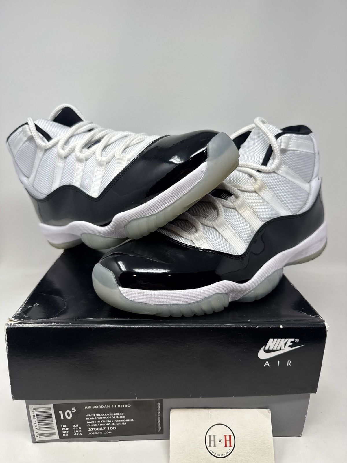 Nike Air Jordan 11 Retro Concord 2018