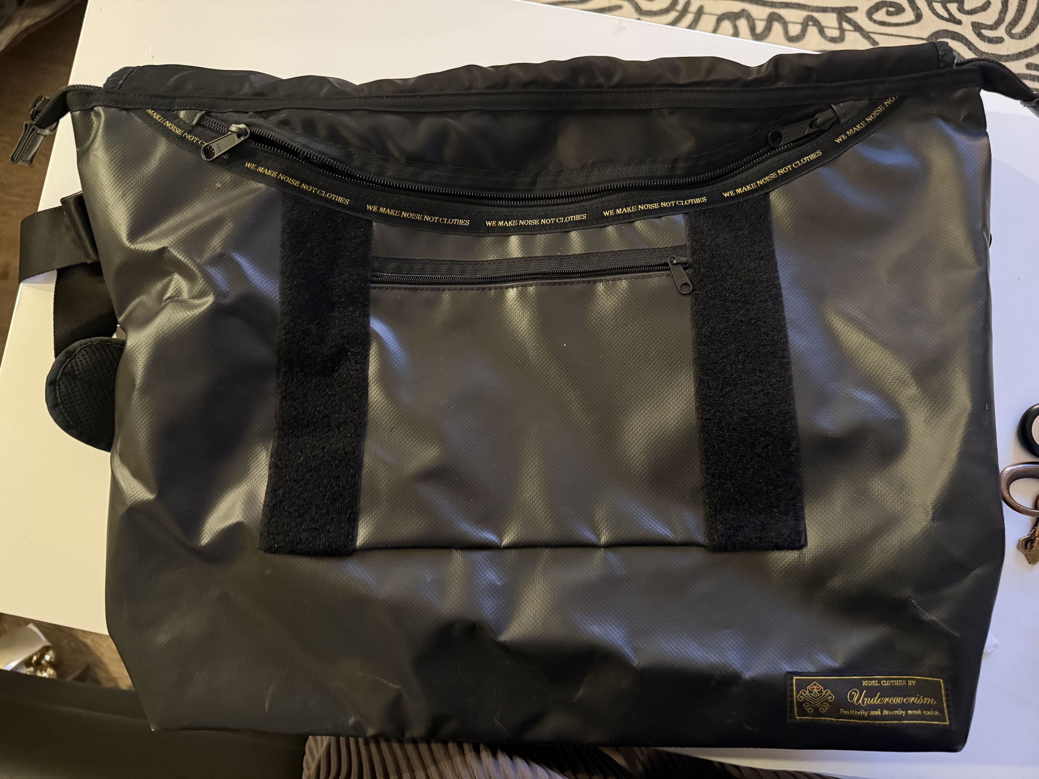 Undercover 08 Undercover Ethnic Skull Messenger Bag RARE Size ONE SIZE - 4 Thumbnail