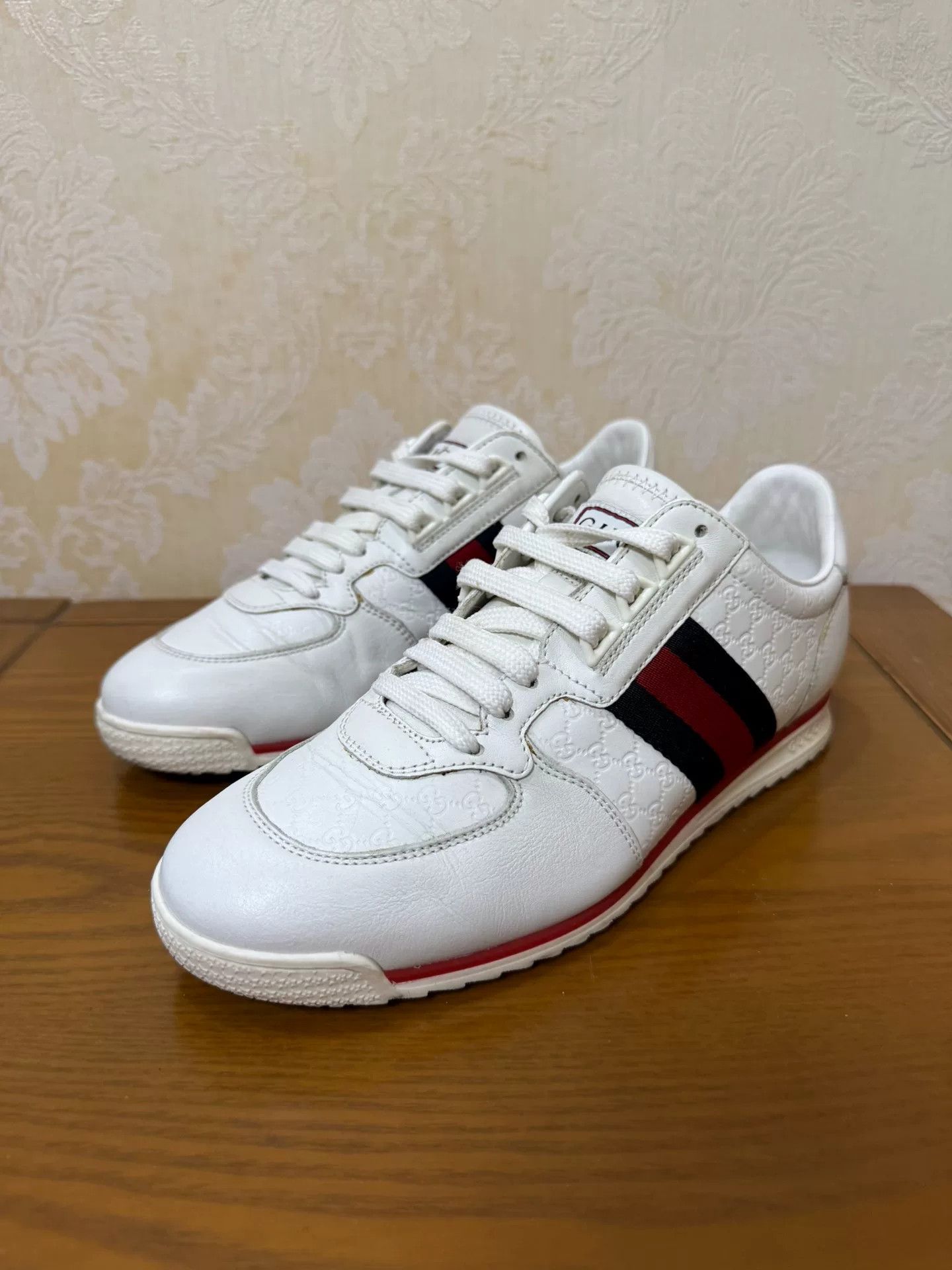 Gucci Gucci Multi Lowtop Sneakers 5.5 Men Size US 5.5 / EU 38 - 1 Thumbnail