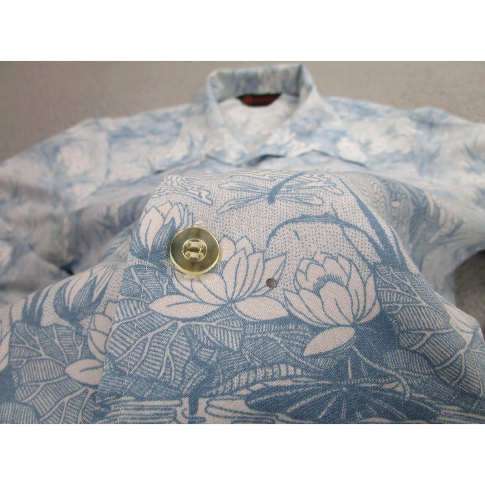 Vintage VINTAGE Jaymar Shirt Men Large Blue Floral Button-Front 70s Long Sleeve 1970s Size US L / EU 52-54 / 3 - 4 Thumbnail