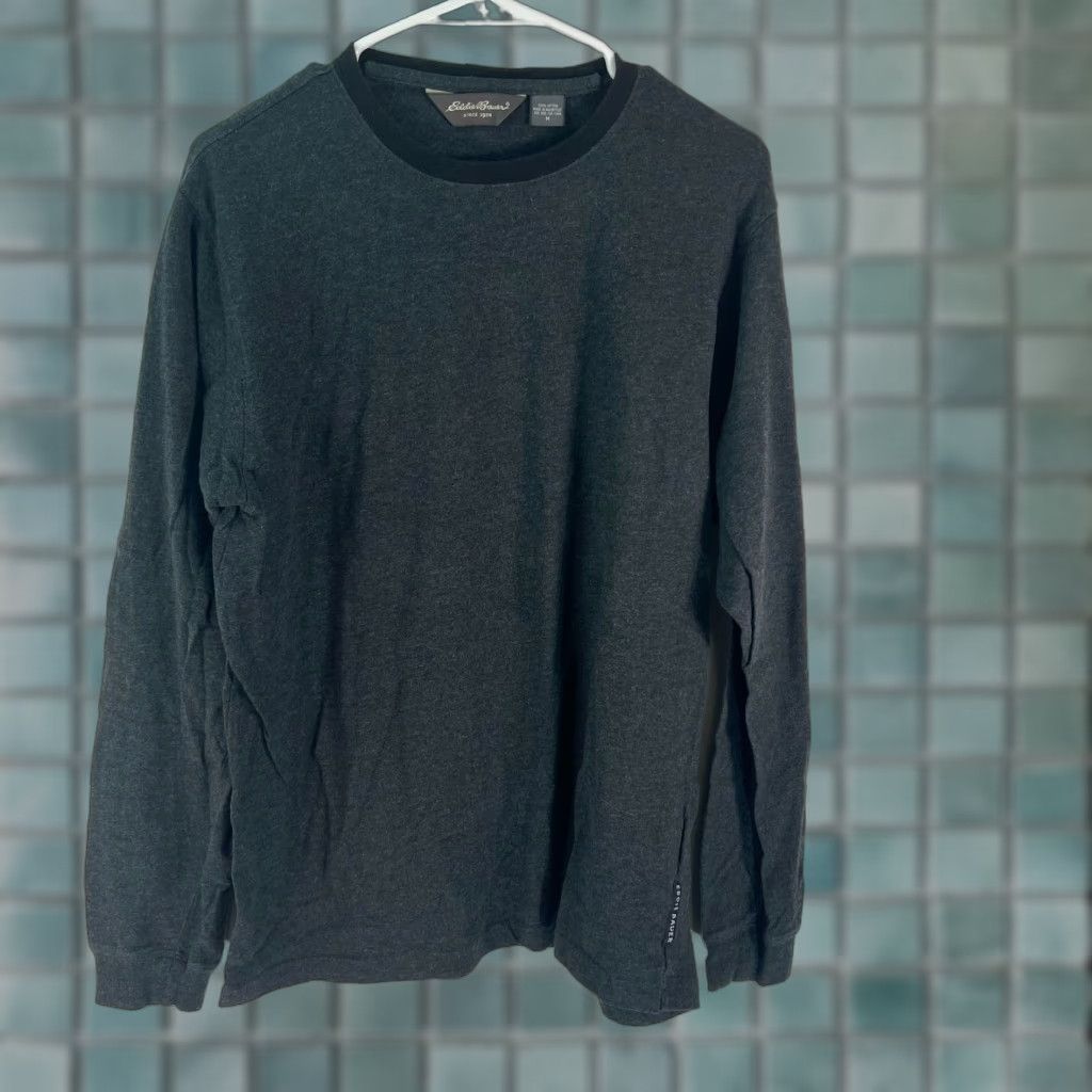 Eddie Bauer Eddie Bauer Mens Crew Neck T-Shirt Long Sleeve Gray Size Medium Regular Fit 100% Cotton Crew Neck USA Seller Women? Mens Size US M / EU 48-50 / 2 - 1 Thumbnail