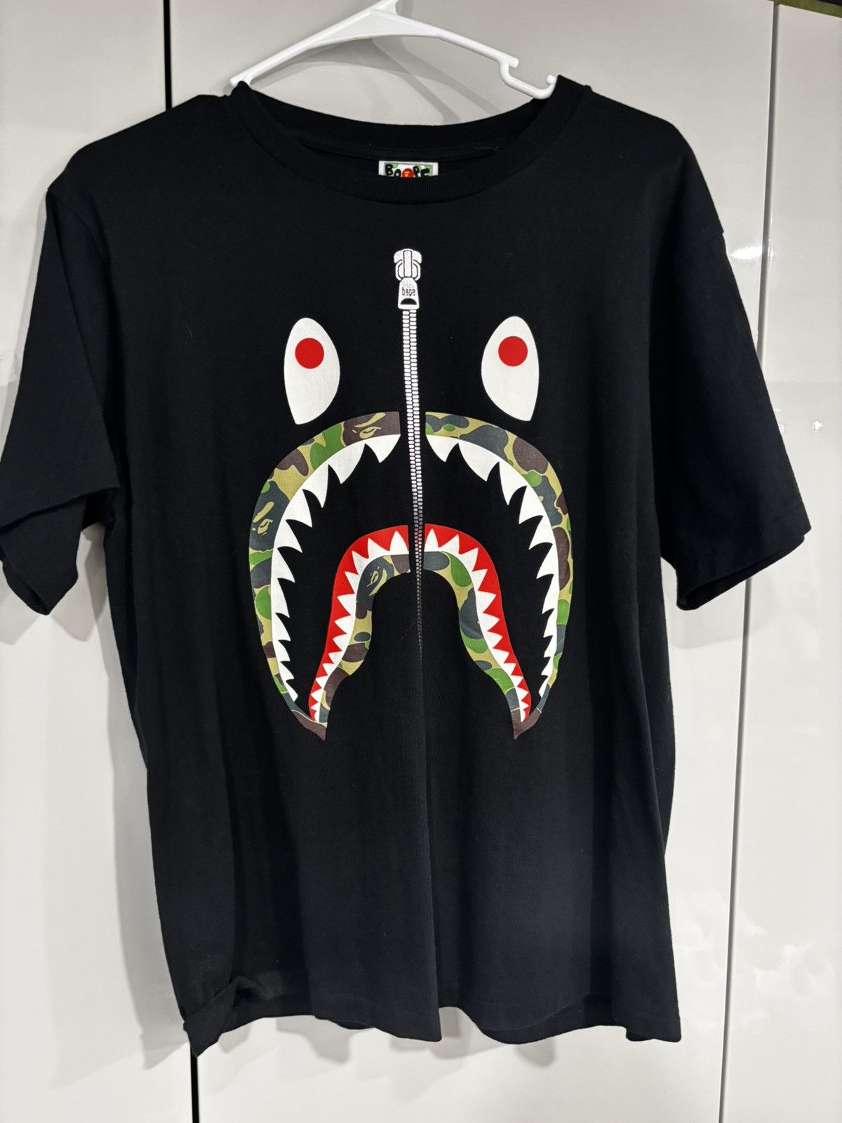 Bape OG bape shark Size US M / EU 48-50 / 2 - 1 Thumbnail
