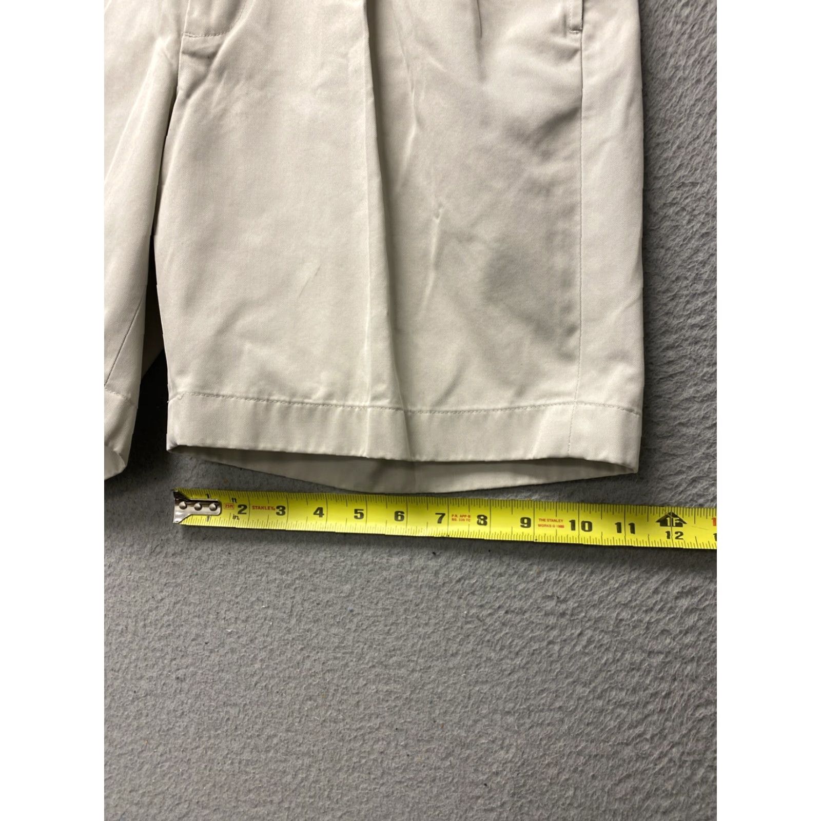 Brooks Brothers Brooks Brothers Khaki Chino Shorts 33 Beige Pleated Casual Mens Size US 33 - 7 Thumbnail
