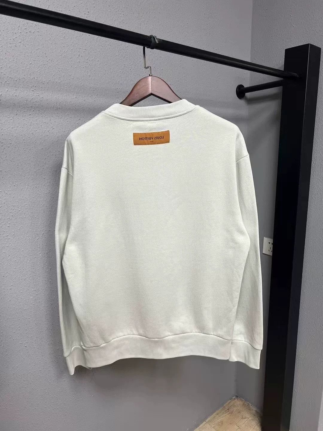 Louis Vuitton LV Glasses Embroidery Sweatshirt Size US L / EU 52-54 / 3 - 2 Thumbnail