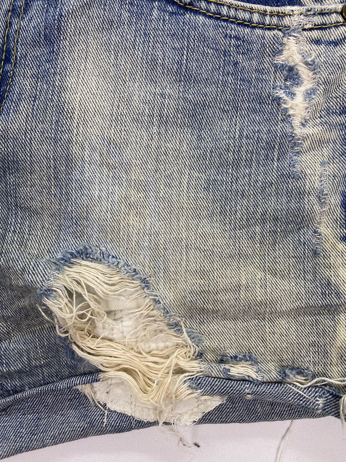 Japanese Brand Laguna Moon Dirty Distressed Denim Shorts Size 29" - 11 Thumbnail