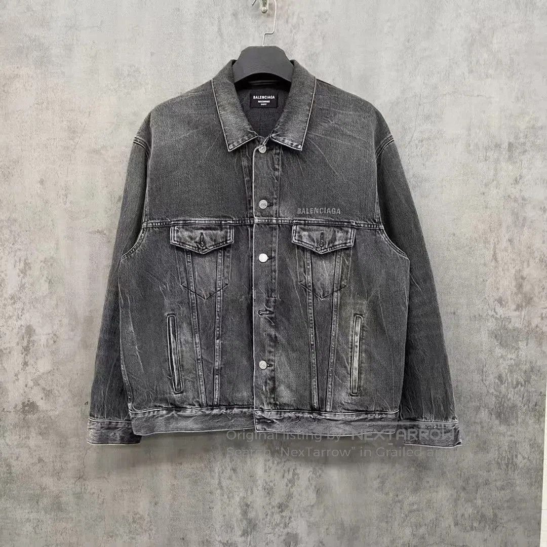 Balenciaga Balenciaga Ghost Face Logo Denim Jacket. Size US XS / EU 42 / 0 - 2 Thumbnail