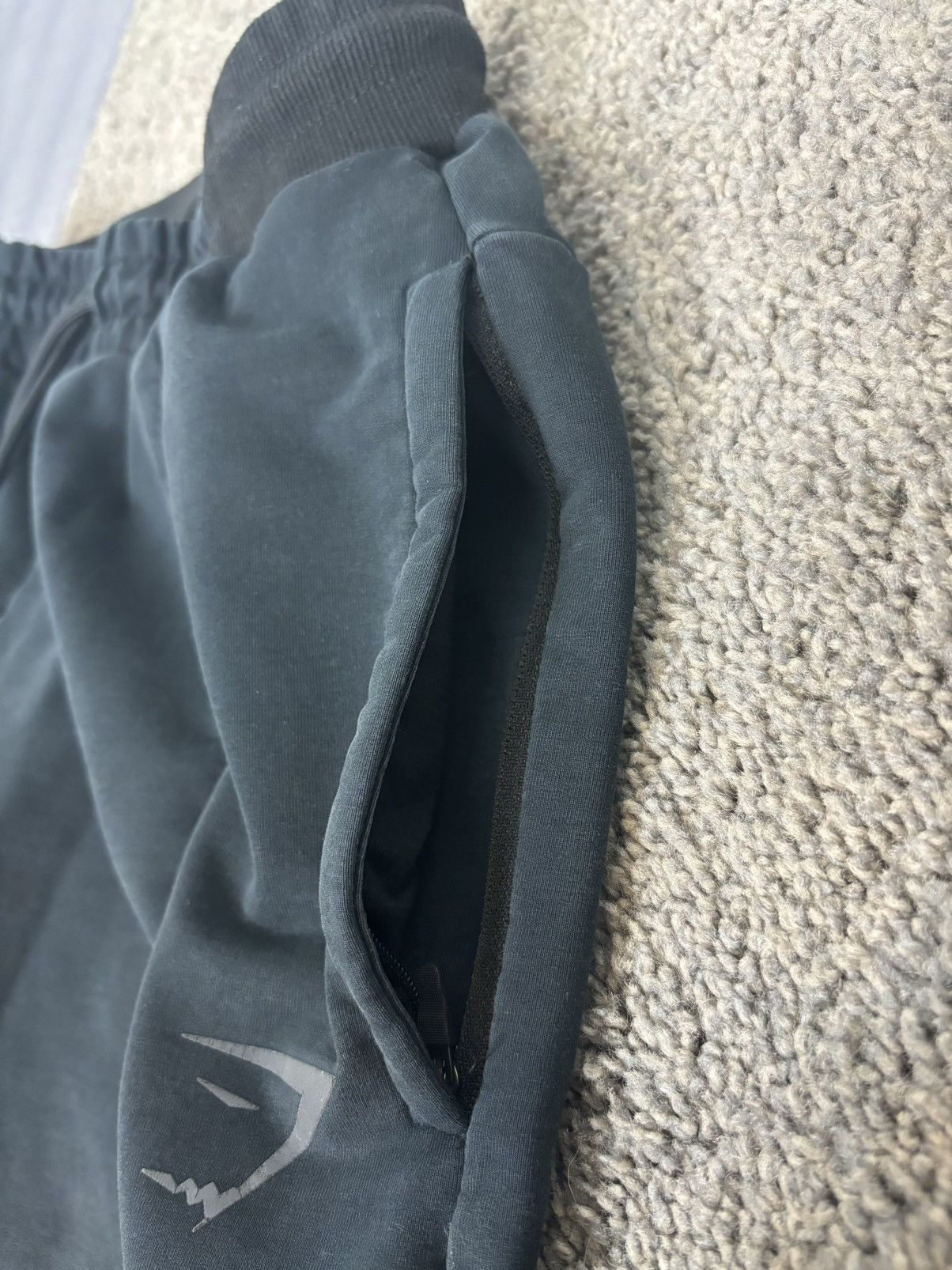 Gymshark Gymshark Mens Jogger Sweatpant Sz m Black Tapered Active Gym Size US 32 / EU 48 - 6 Thumbnail