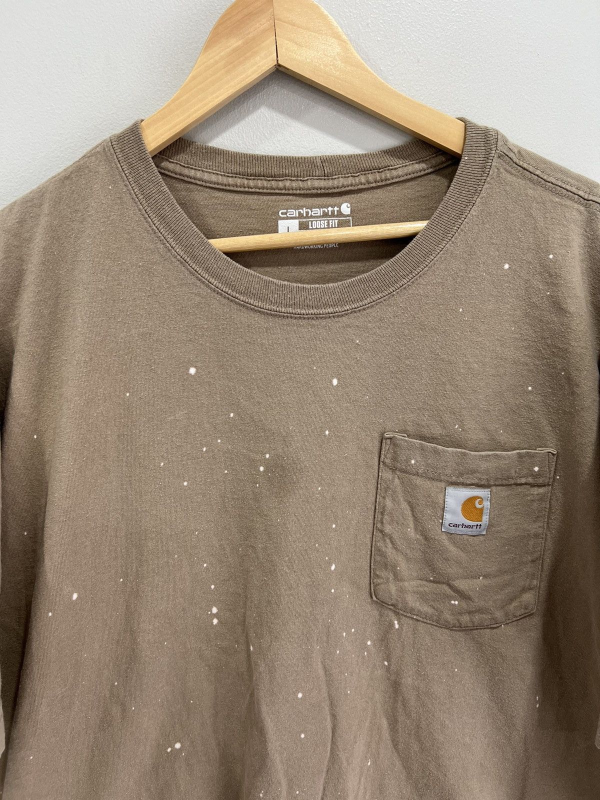 Carhartt Vtg Carhartt Tee Shirt Pocket Blank bleach paint splatter Size US L / EU 52-54 / 3 - 3 Thumbnail