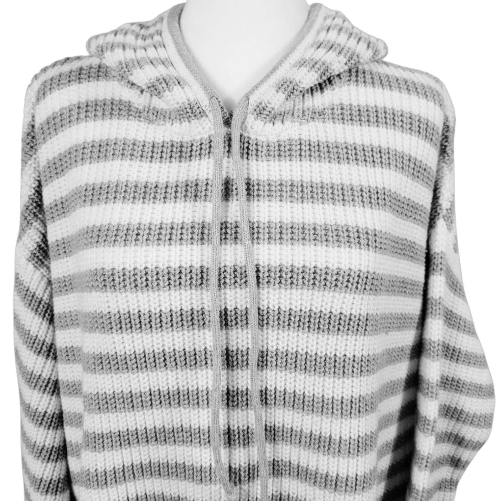Other Womens XL Time and Tru grey-white boyfriend oversized hooded Size XL / US 12-14 / IT 48-50 - 2 Thumbnail