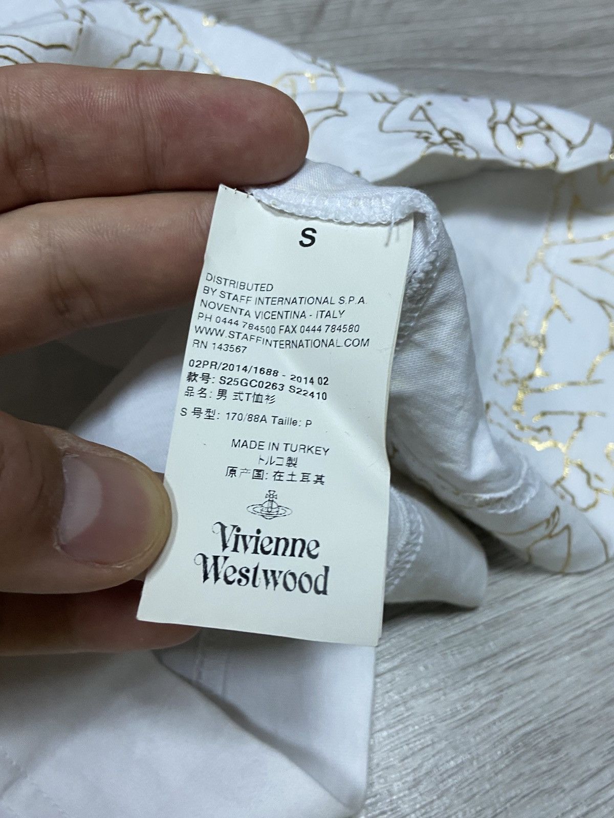 Vivienne Westwood Vivienne Westwood RARE kamasutra sex porn over print t-shirt Size US S / EU 44-46 / 1 - 7 Thumbnail