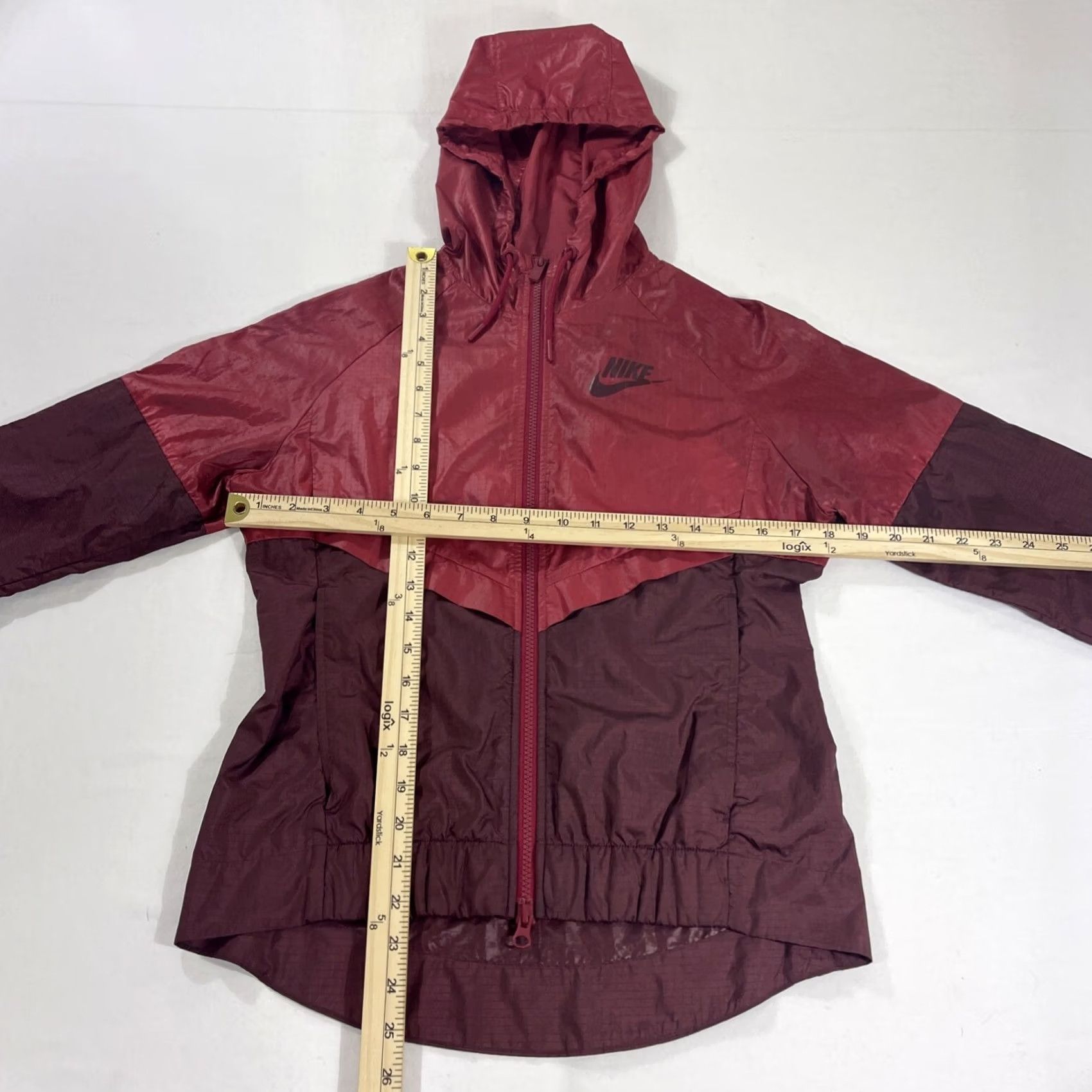 Nike Nike Windrunner Windbreaker Jacket XS Red Maroon 804947-620 Nike Windrunner Windbreaker Women XS Red Maroon 804947-620 Size XS / US 0-2 / IT 36-38 - 3 Thumbnail