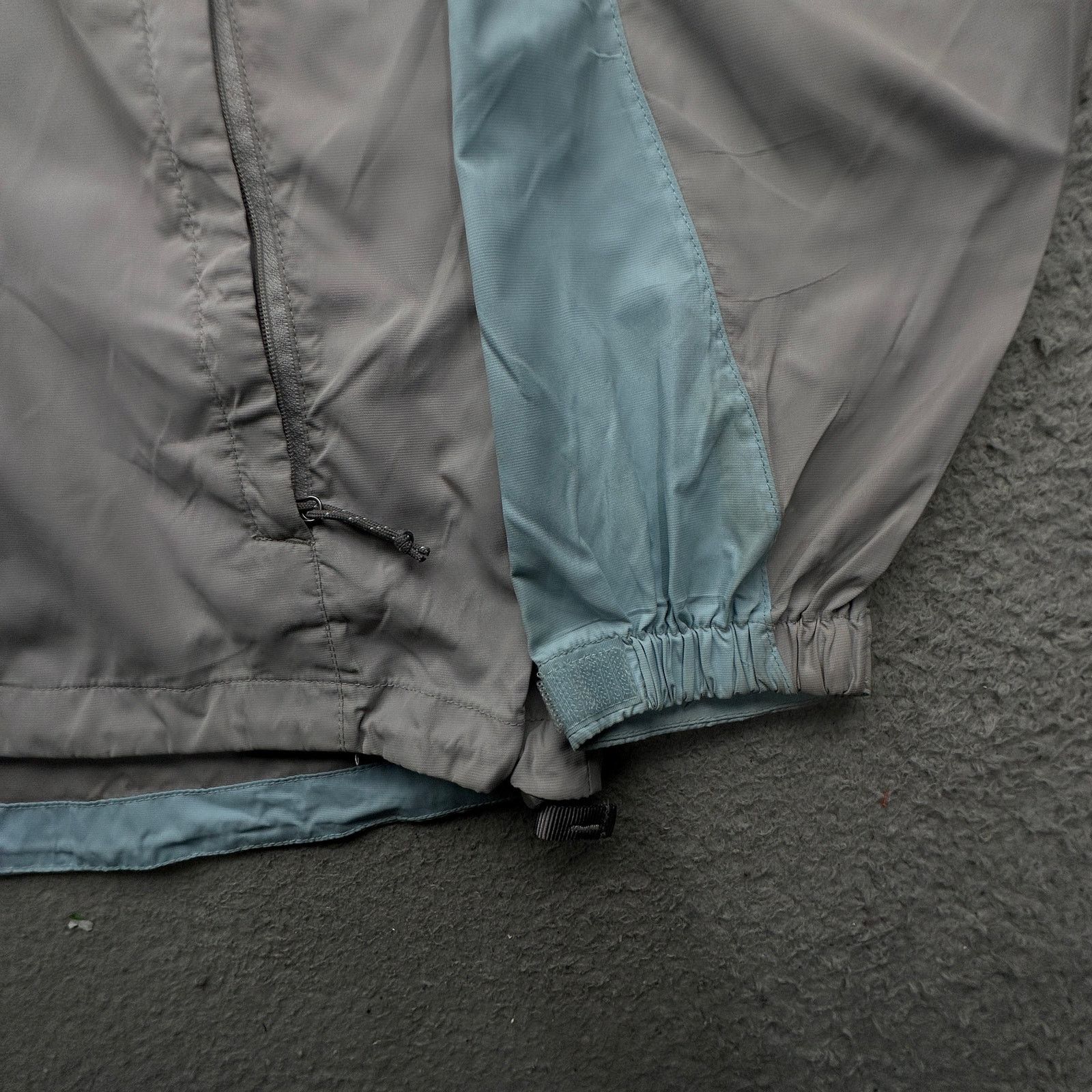 The North Face The North Face Windbreaker Jacket Womens XL Full Zip Hooded Size XL / US 12-14 / IT 48-50 - 12 Thumbnail