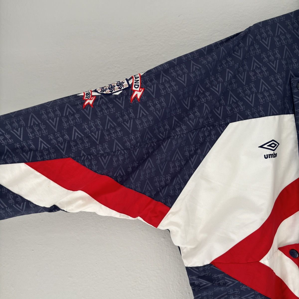 Umbro × Vintage 1990 1992 England National Team Umbro Training Soccer Jacket Size US XL / EU 56 / 4 - 3 Thumbnail