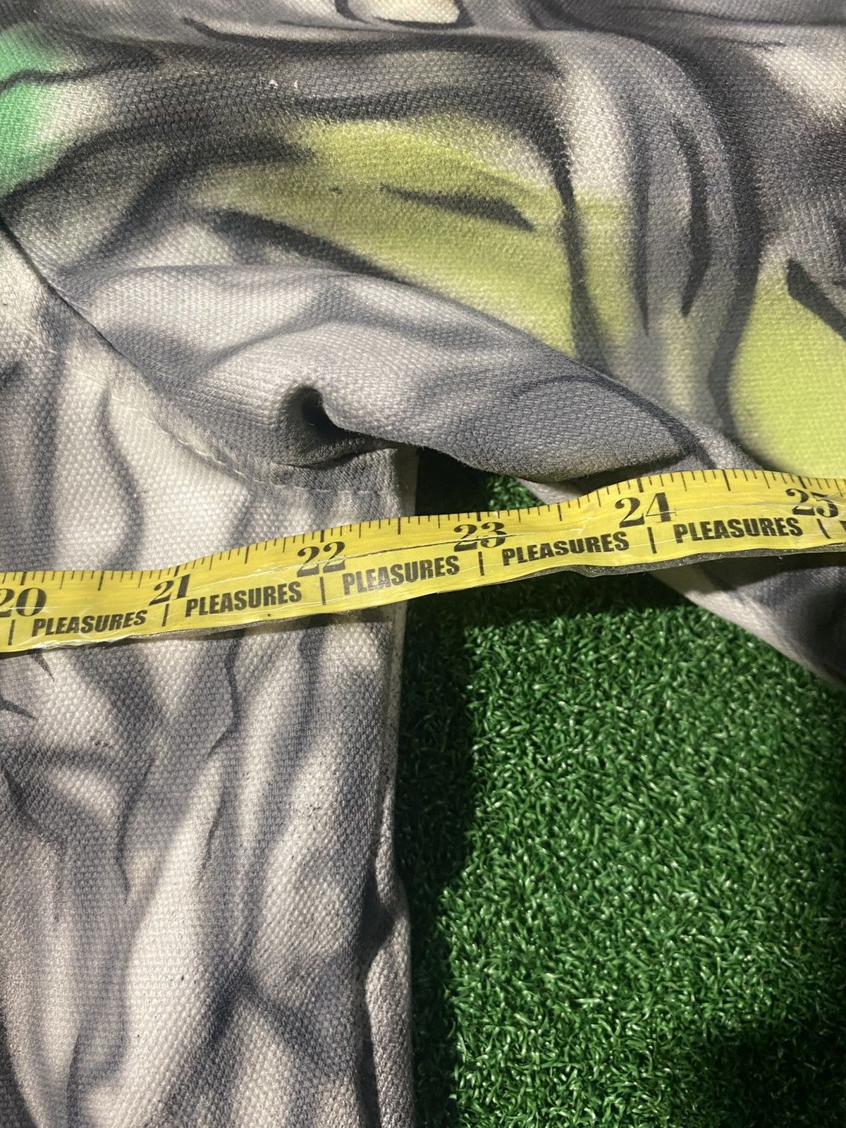 Nothing Personal Nothing Personal Airbrush camo Dickies jacket size M Size US M / EU 48-50 / 2 - 6 Thumbnail