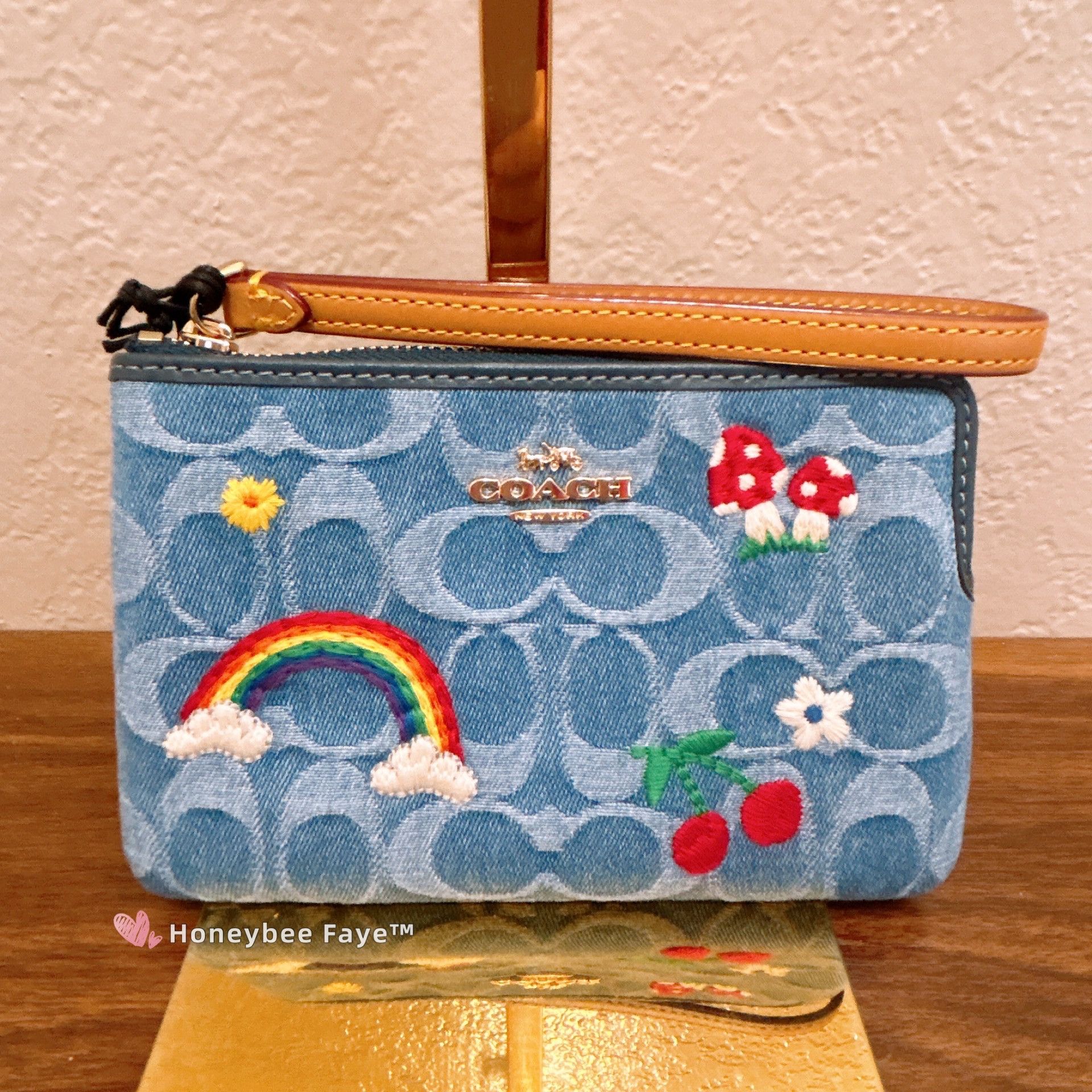 Coach Corner Zip Wristlet In Signature Denim CDF35 Size ONE SIZE - 1 Thumbnail