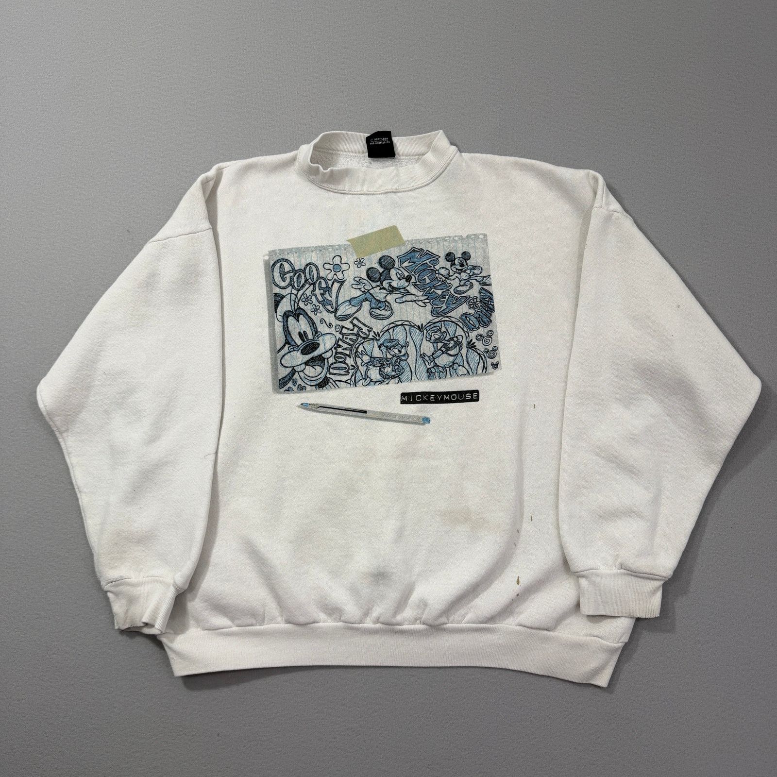 Vintage Vintage Disney Mickey Mouse Art Sweatshirt Size Large 90s Size US L / EU 52-54 / 3 - 1 Thumbnail