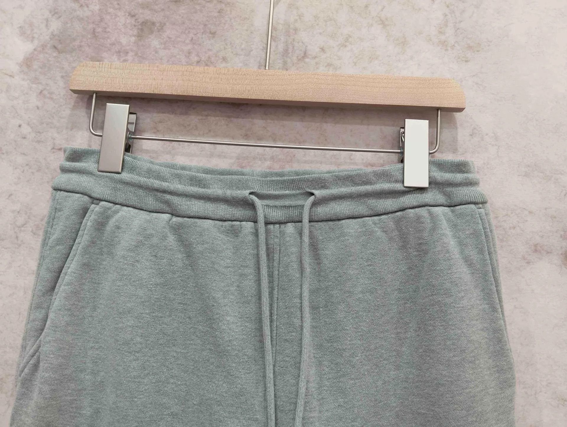 Thom Browne THOM BROWNE Gray Sweatpants 42 Size 28" / US 6 / IT 42 - 6 Thumbnail