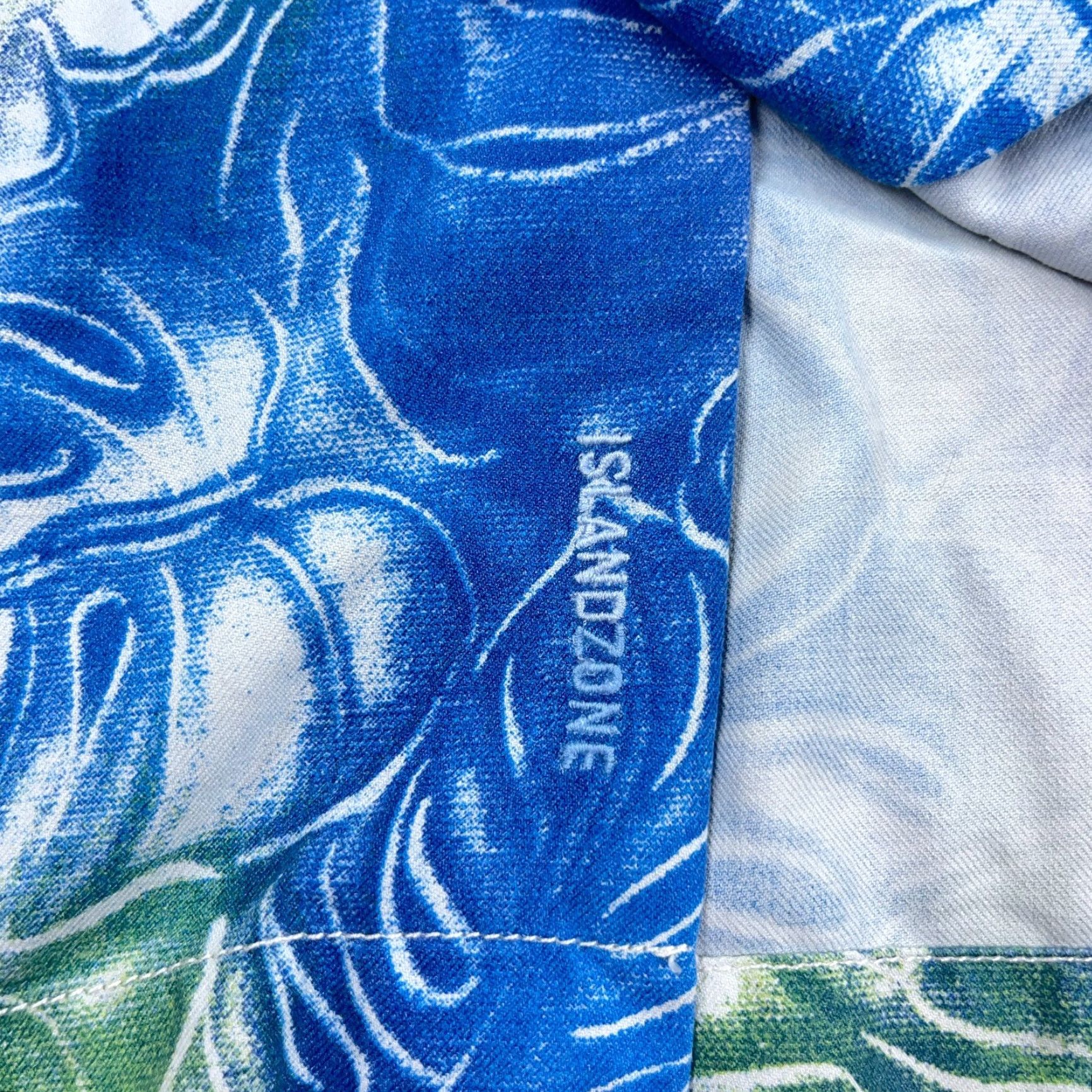 Tommy Bahama VINTAGE Tommy Bahama Shirt Men M Blue Silk Floral Hawaiian Island Button-Up Shirt Size US M / EU 48-50 / 2 - 4 Thumbnail