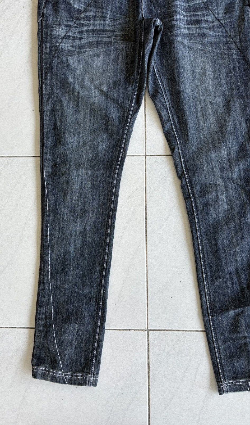 Other Dereon Streetwear Distressed Denim Size US 33 - 7 Thumbnail