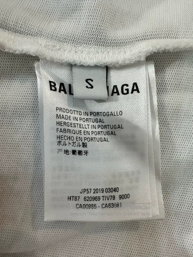 Other Balenciaga Mastercard Short Sleeve T-Shirt Size US S / EU 44-46 / 1 - 6 Thumbnail