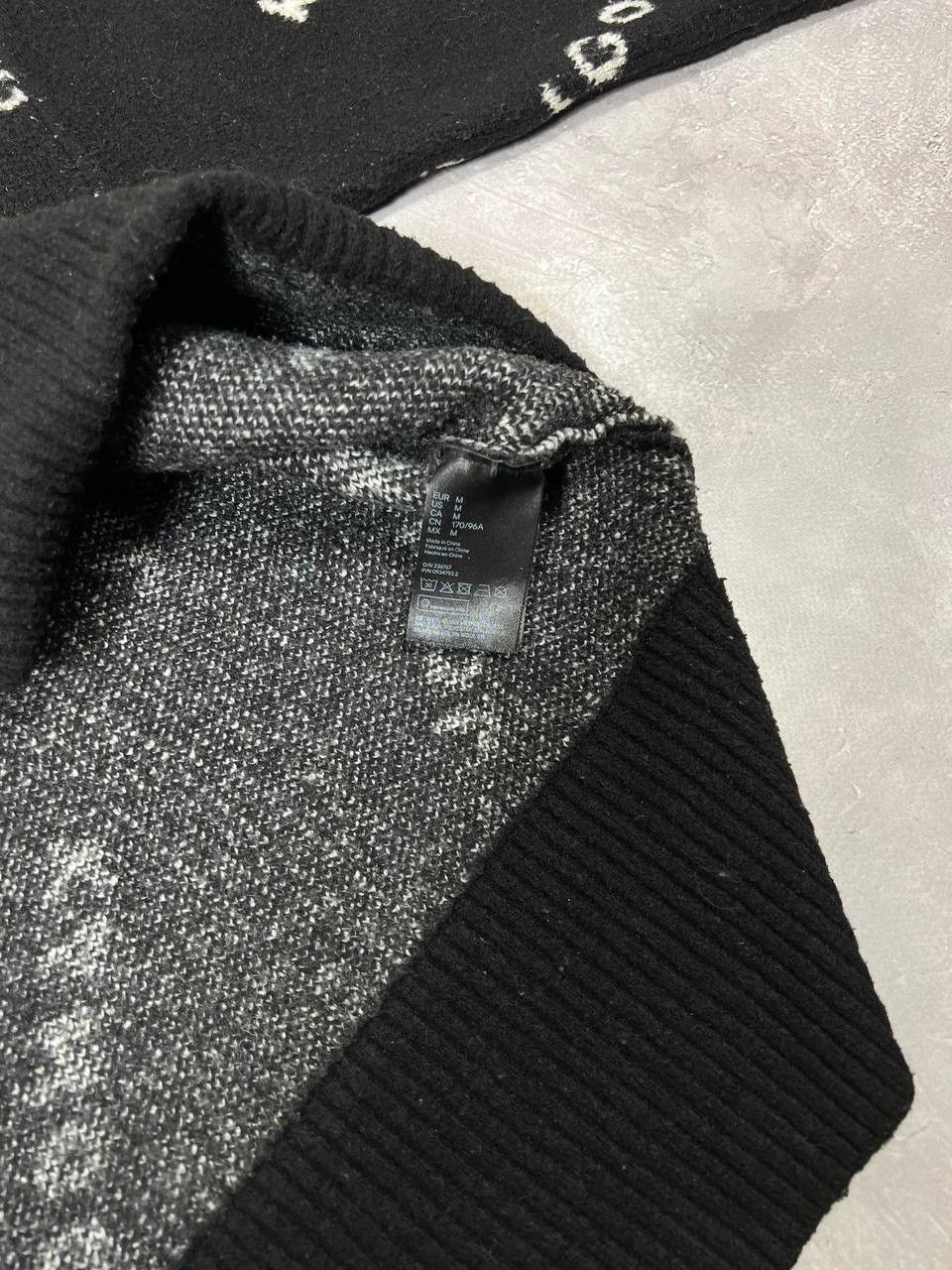 H&M × Kangol Vintage Kangol H&M Monogram Sweater Size M / US 6-8 / IT 42-44 - 6 Thumbnail