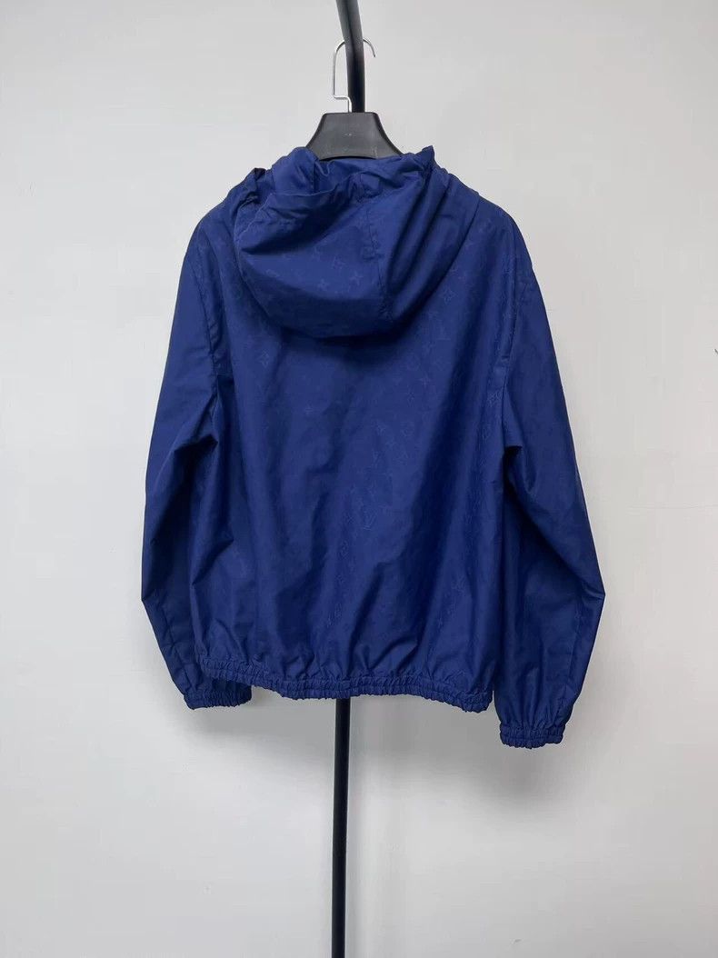 Louis Vuitton Louis Vuitton SS23 full monogrammed embroidered windbreake Size US M / EU 48-50 / 2 - 2 Thumbnail