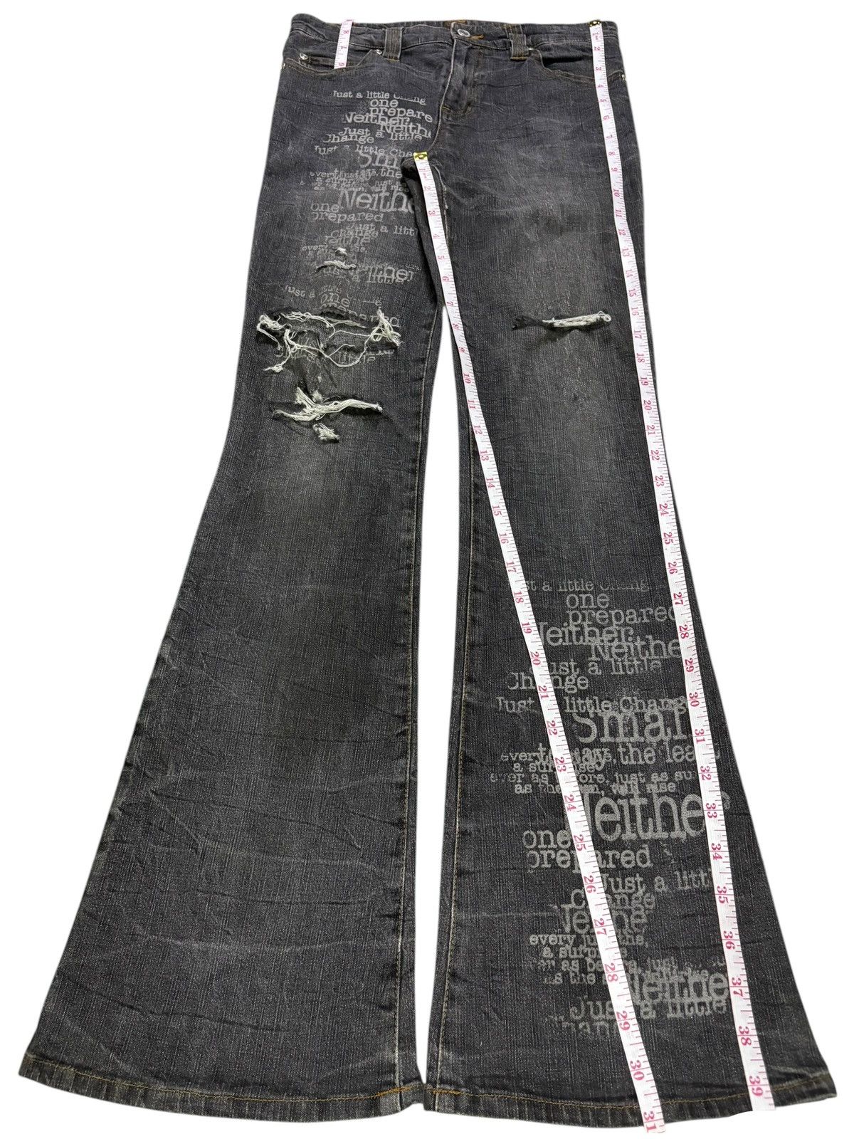 Japanese Brand Vintage Japanese Brand Printed Distressed Flare Jeans Size US 28 / EU 44 - 13 Thumbnail